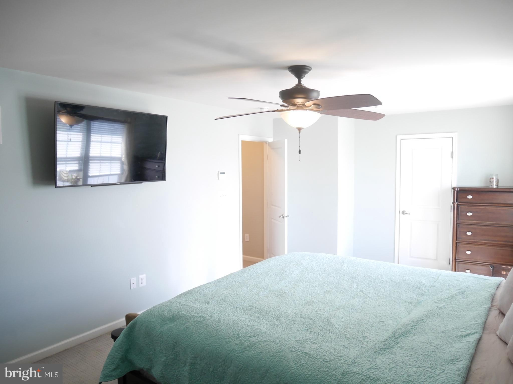 ASHBY COMMONS - Residential Lease