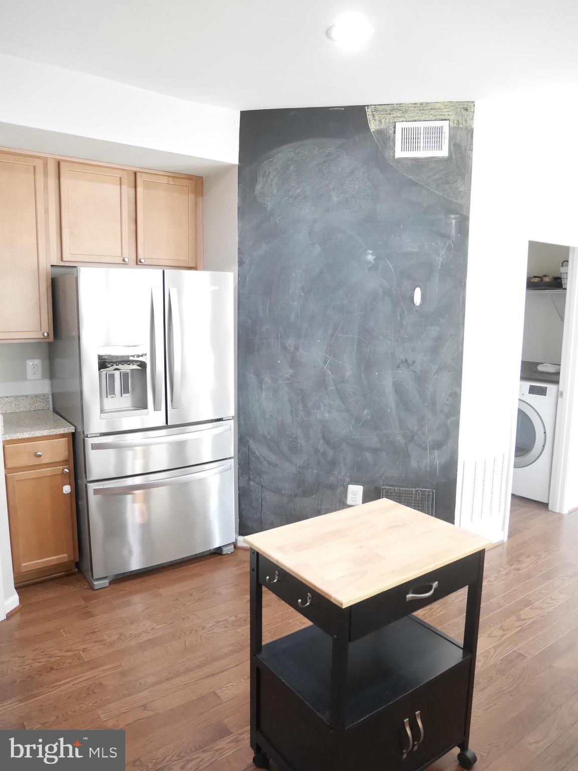 ASHBY COMMONS - Residential Lease