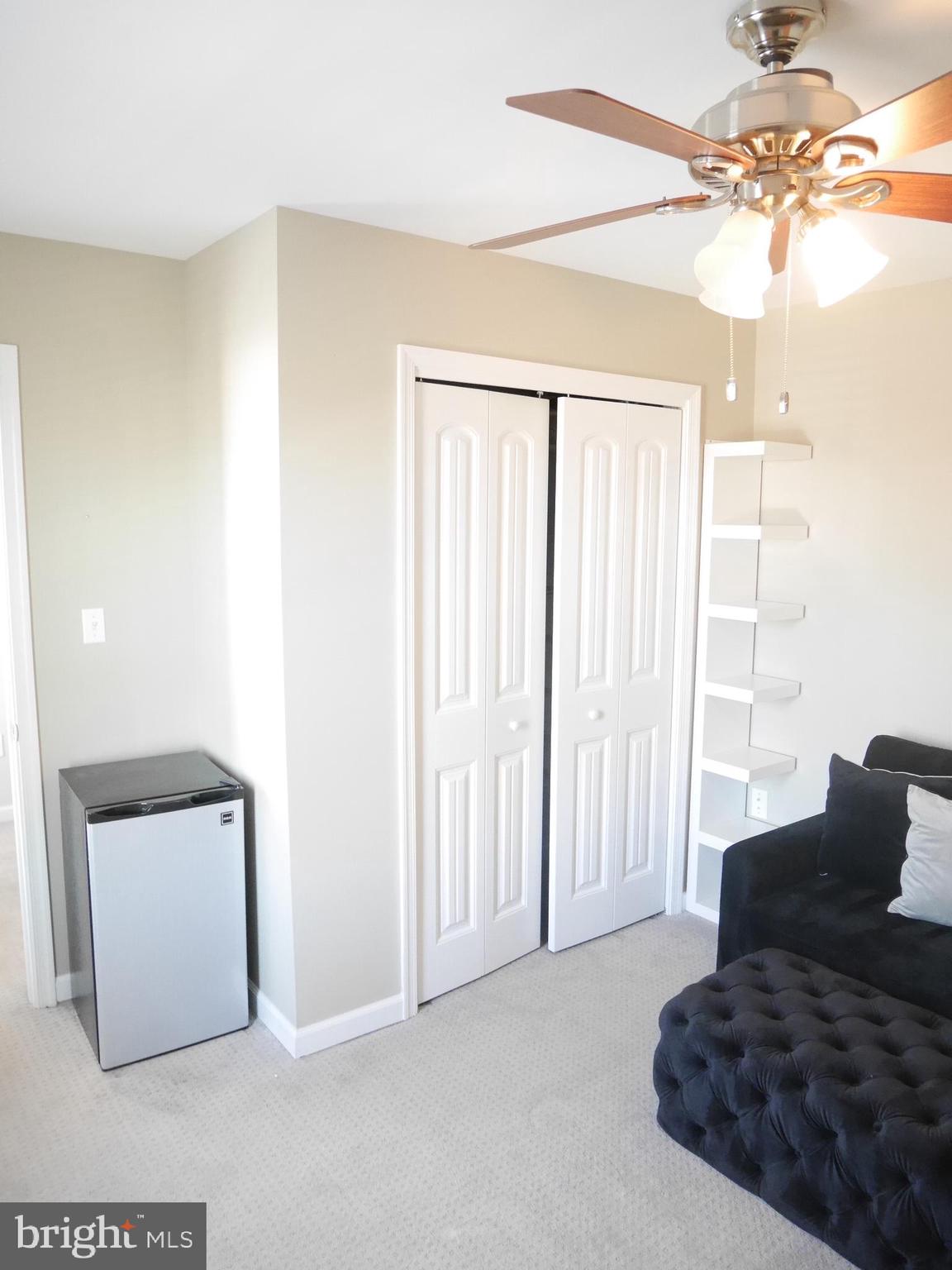 ASHBY COMMONS - Residential Lease