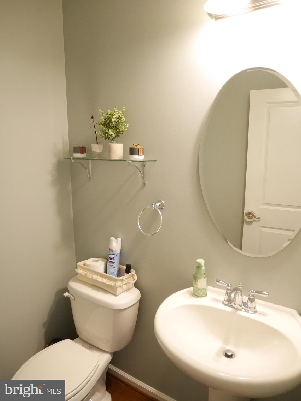 ASHBY COMMONS - Residential Lease