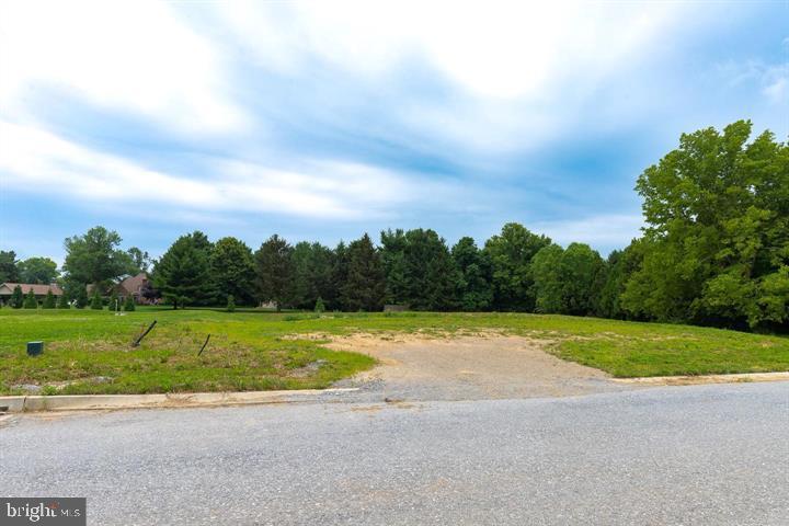 494 STONEHENGE DRIVE