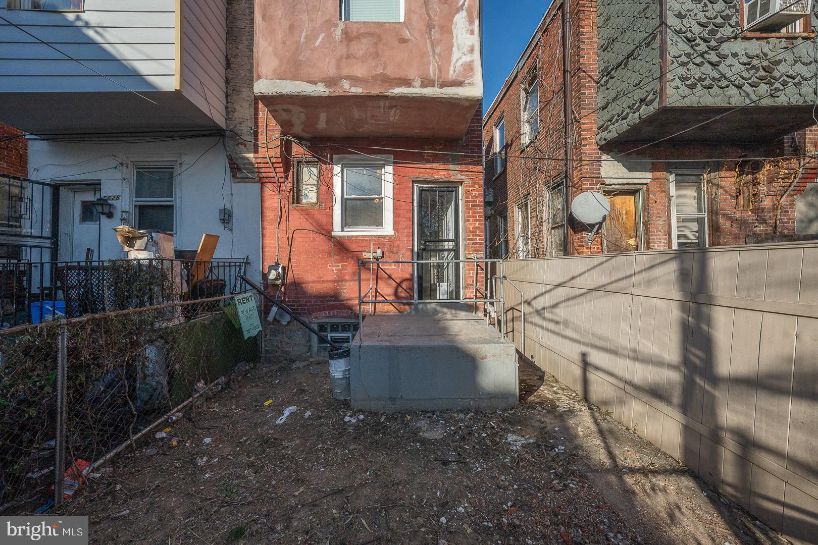 COBBS CREEK - Residential