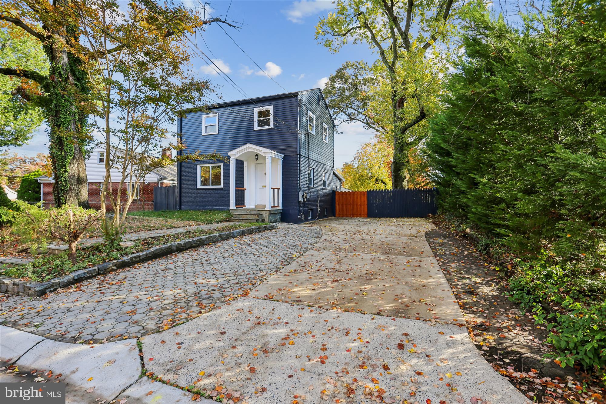 ROLLING TERRACE - Residential