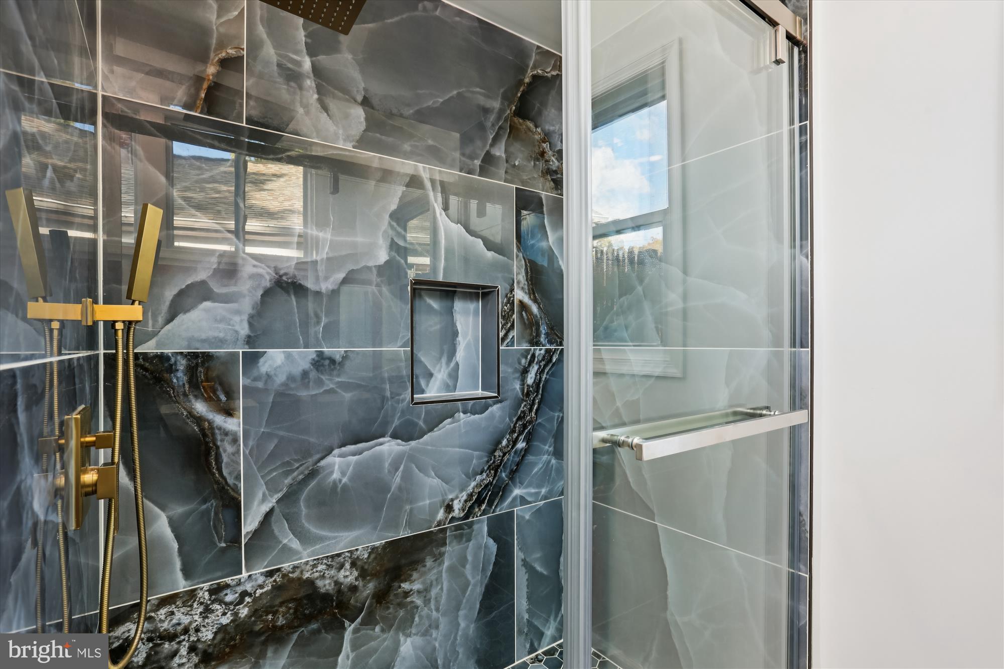 ROLLING TERRACE - Residential