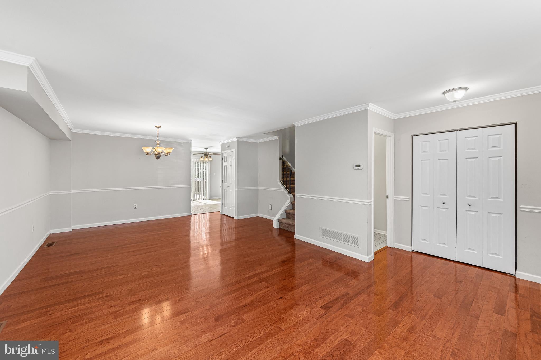 2901 DORIS COURT