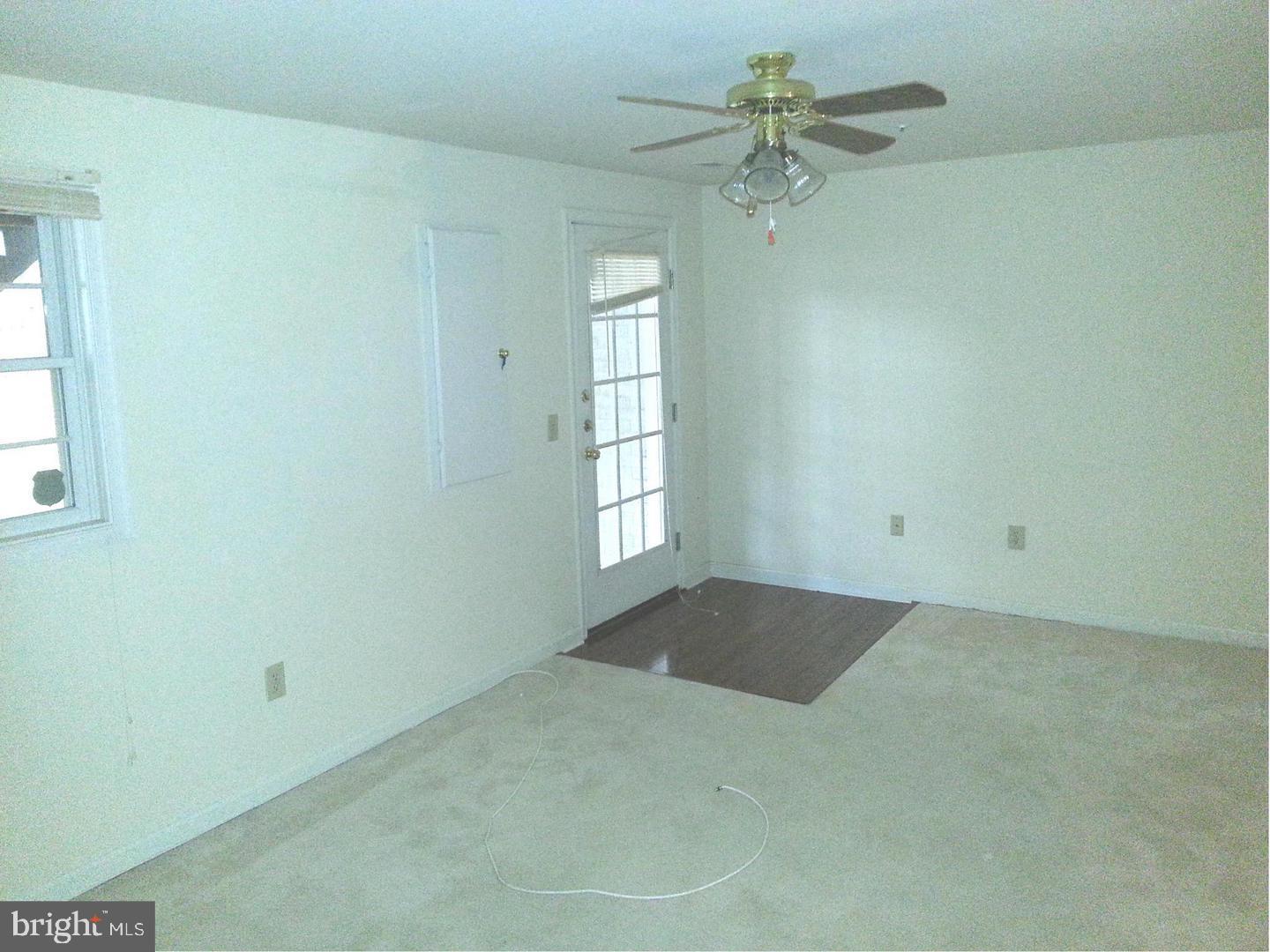 GATEWAY COMMONS - Residential Lease