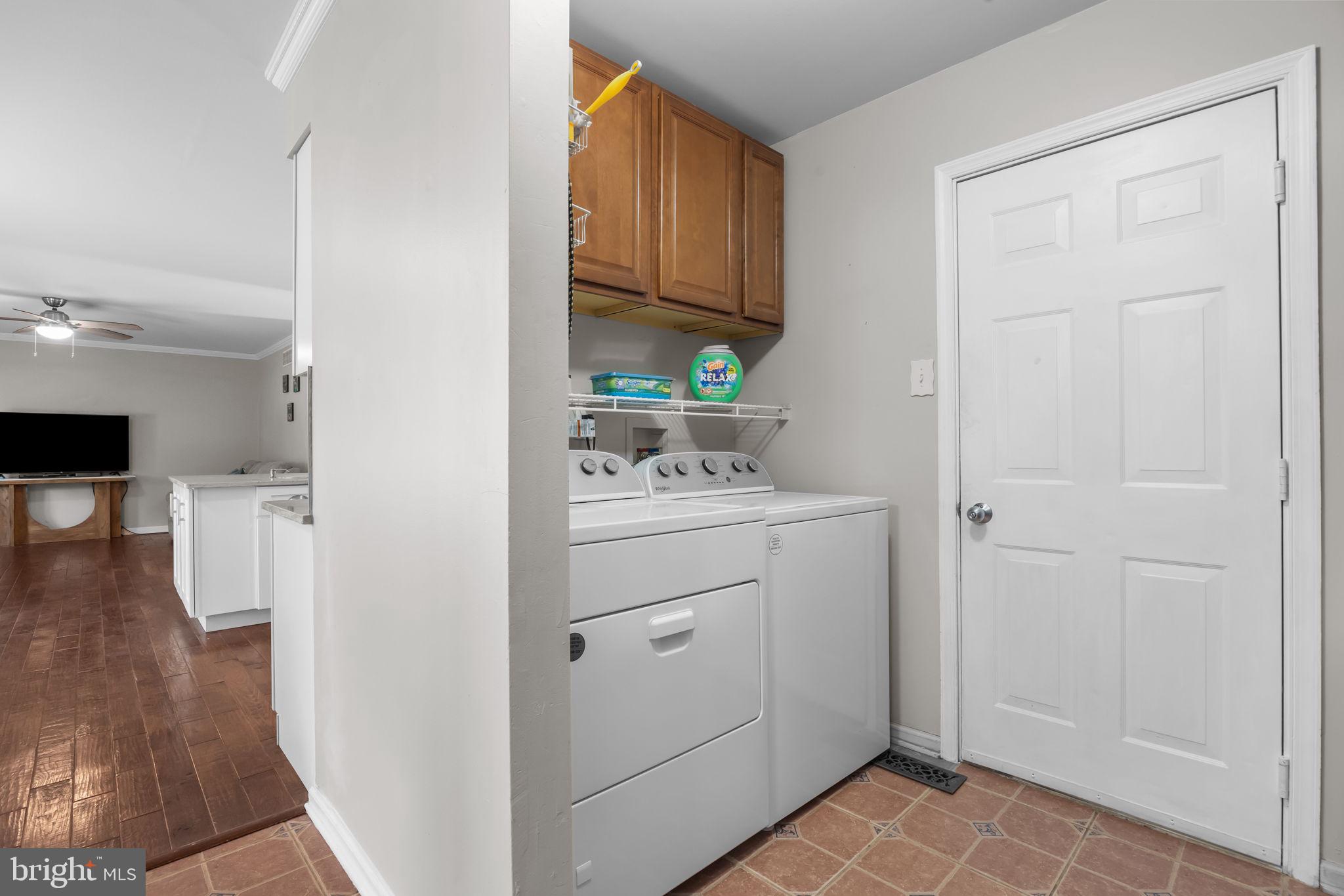 MAPLE KNOLL - Residential