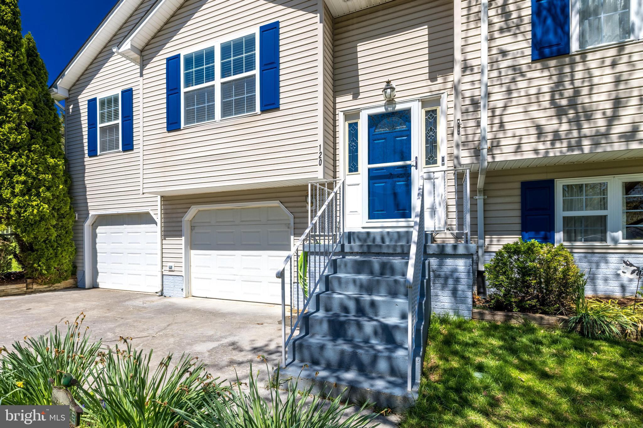 WILLIAMSBURG - Residential