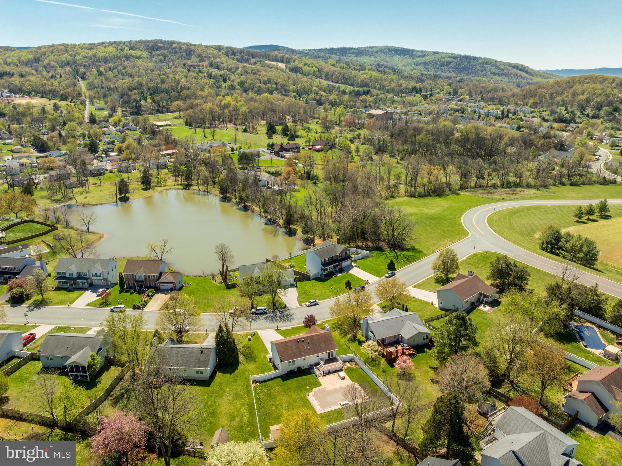 WILLIAMSBURG - Residential