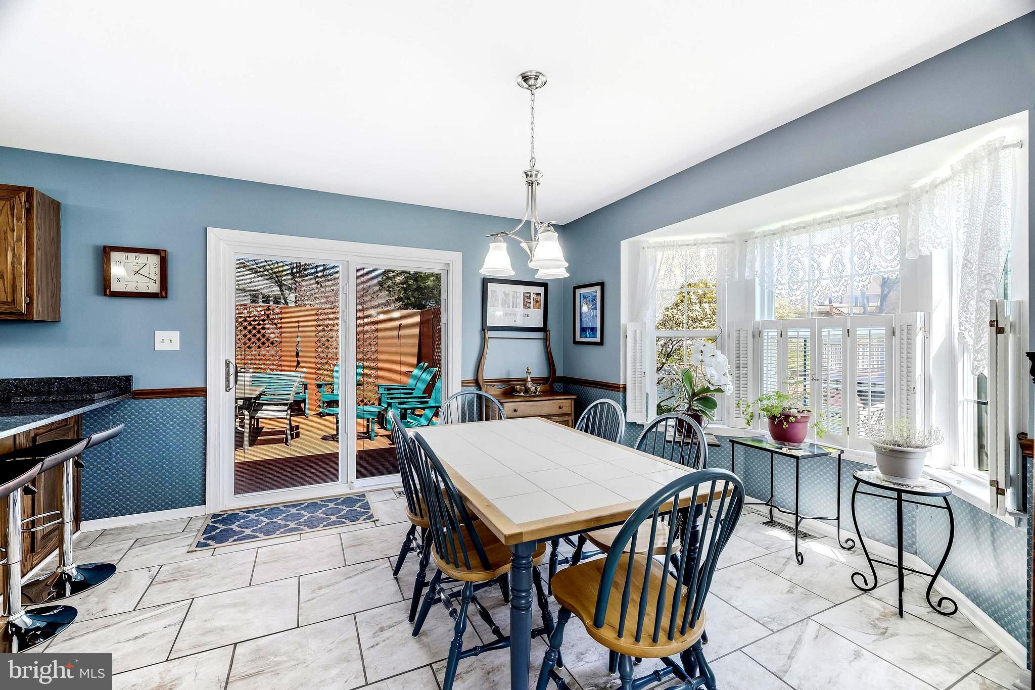 WILLIAMSBURG - Residential