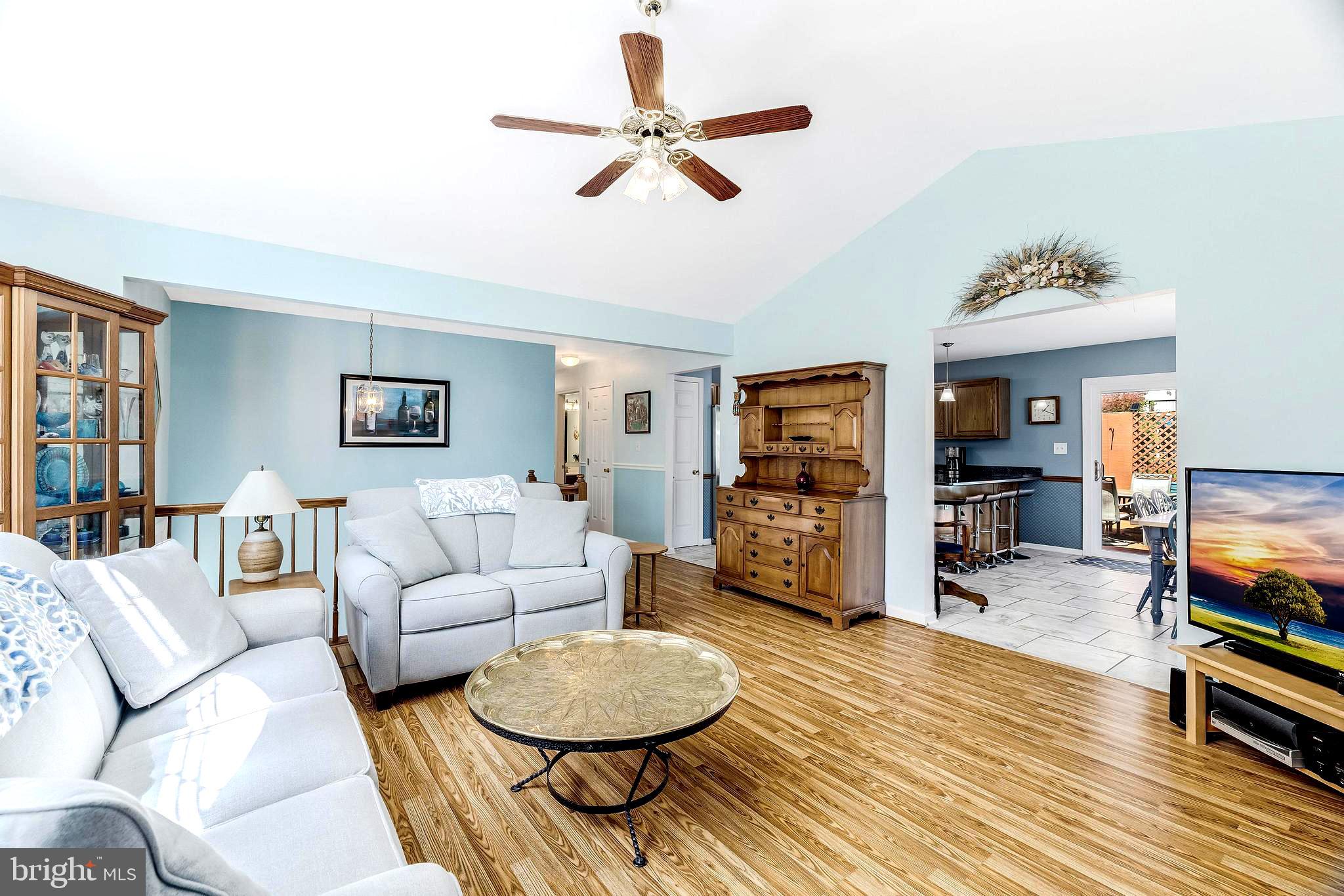 WILLIAMSBURG - Residential