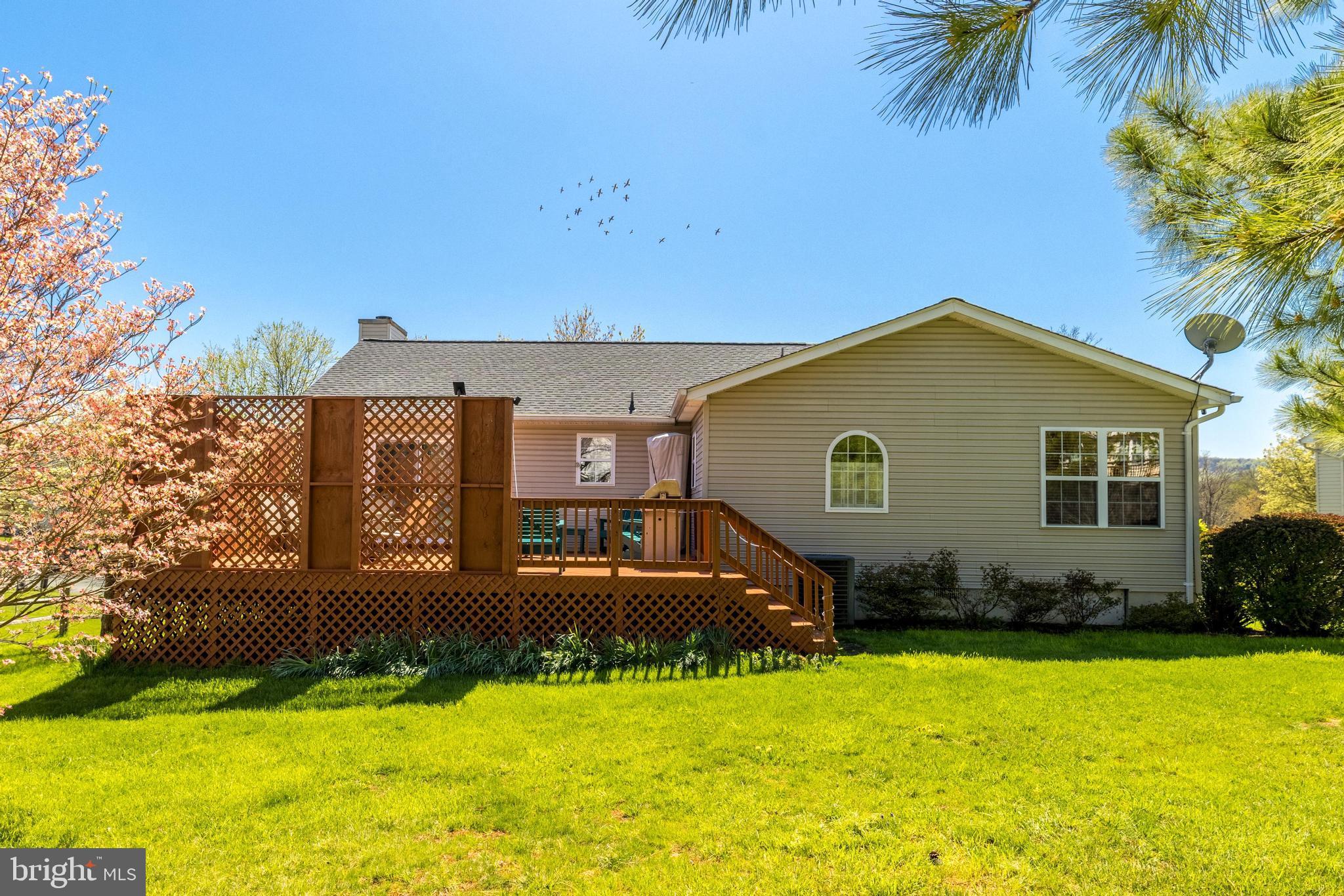 WILLIAMSBURG - Residential