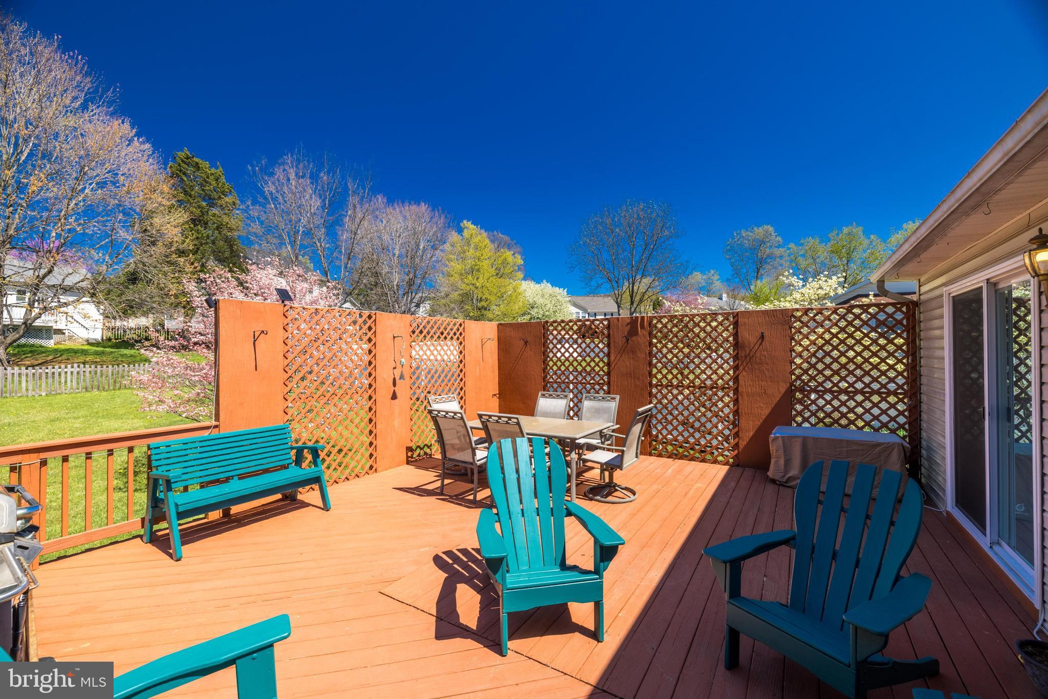 WILLIAMSBURG - Residential