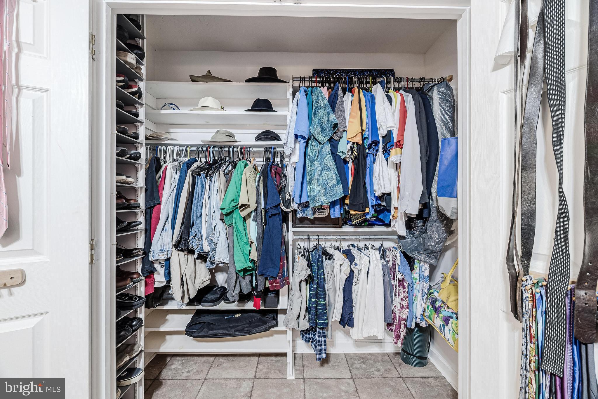 WILLIAMSBURG - Residential