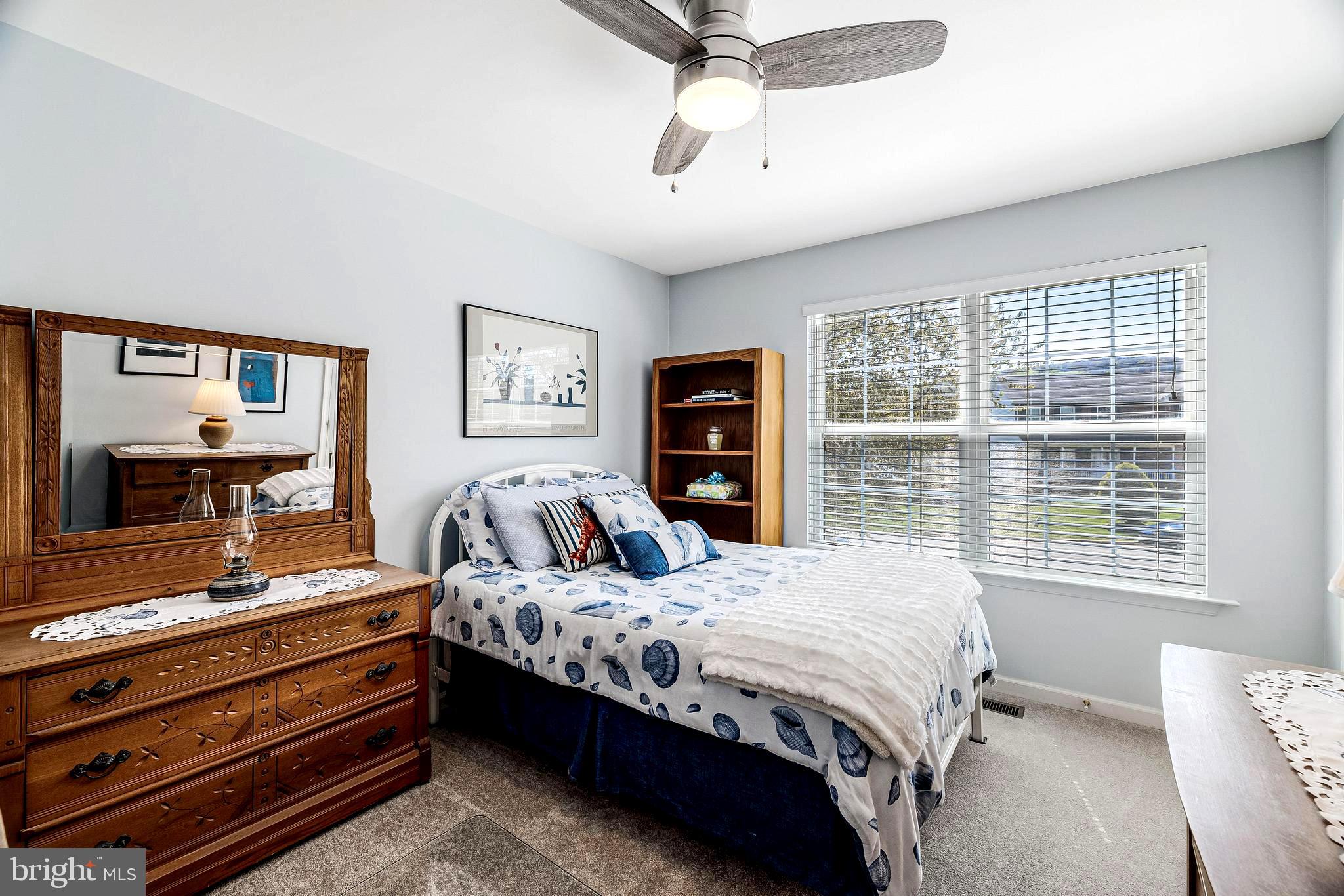 WILLIAMSBURG - Residential