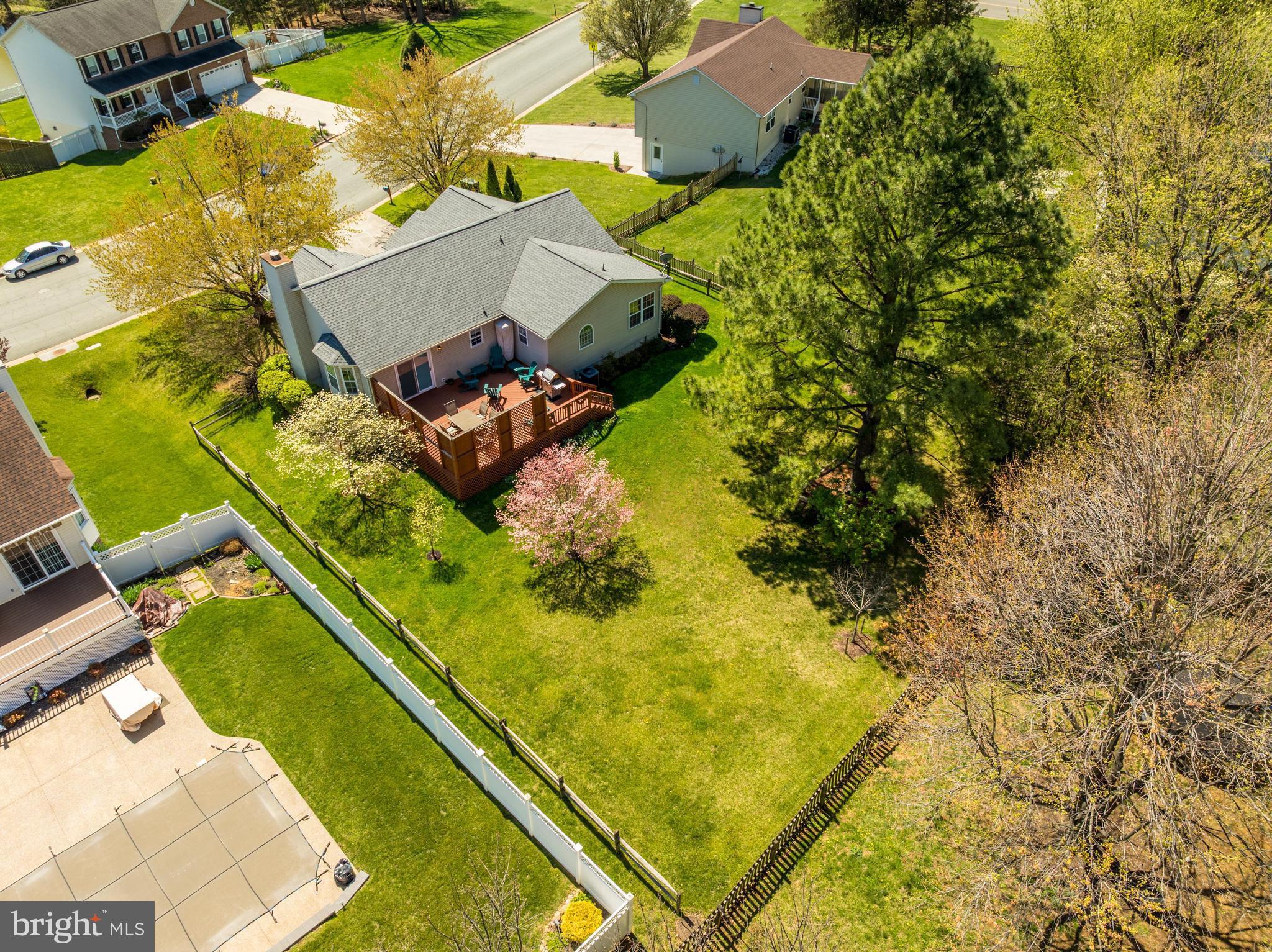 WILLIAMSBURG - Residential