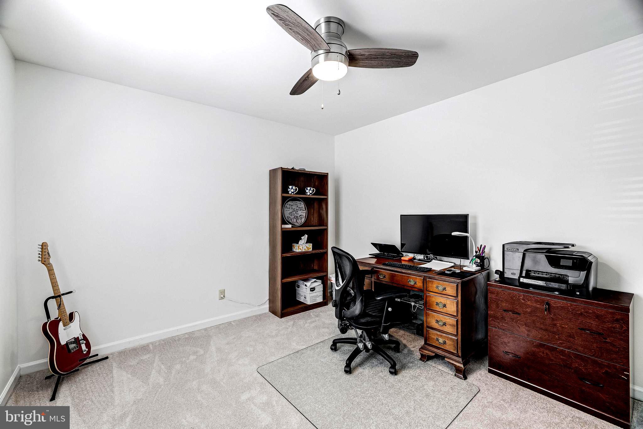 WILLIAMSBURG - Residential