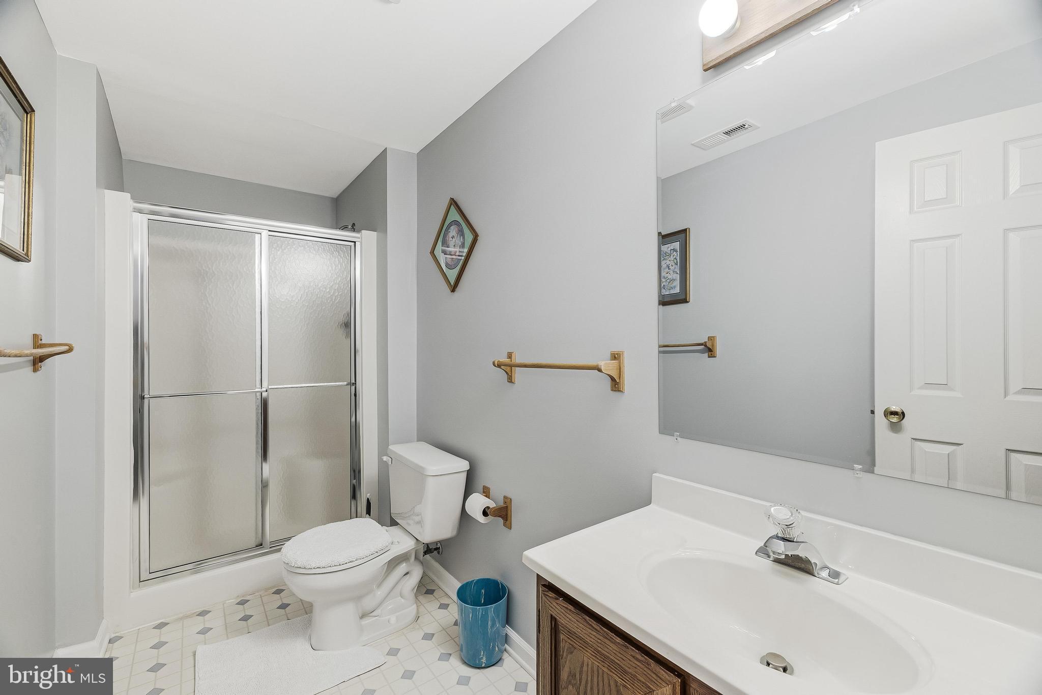 WILLIAMSBURG - Residential