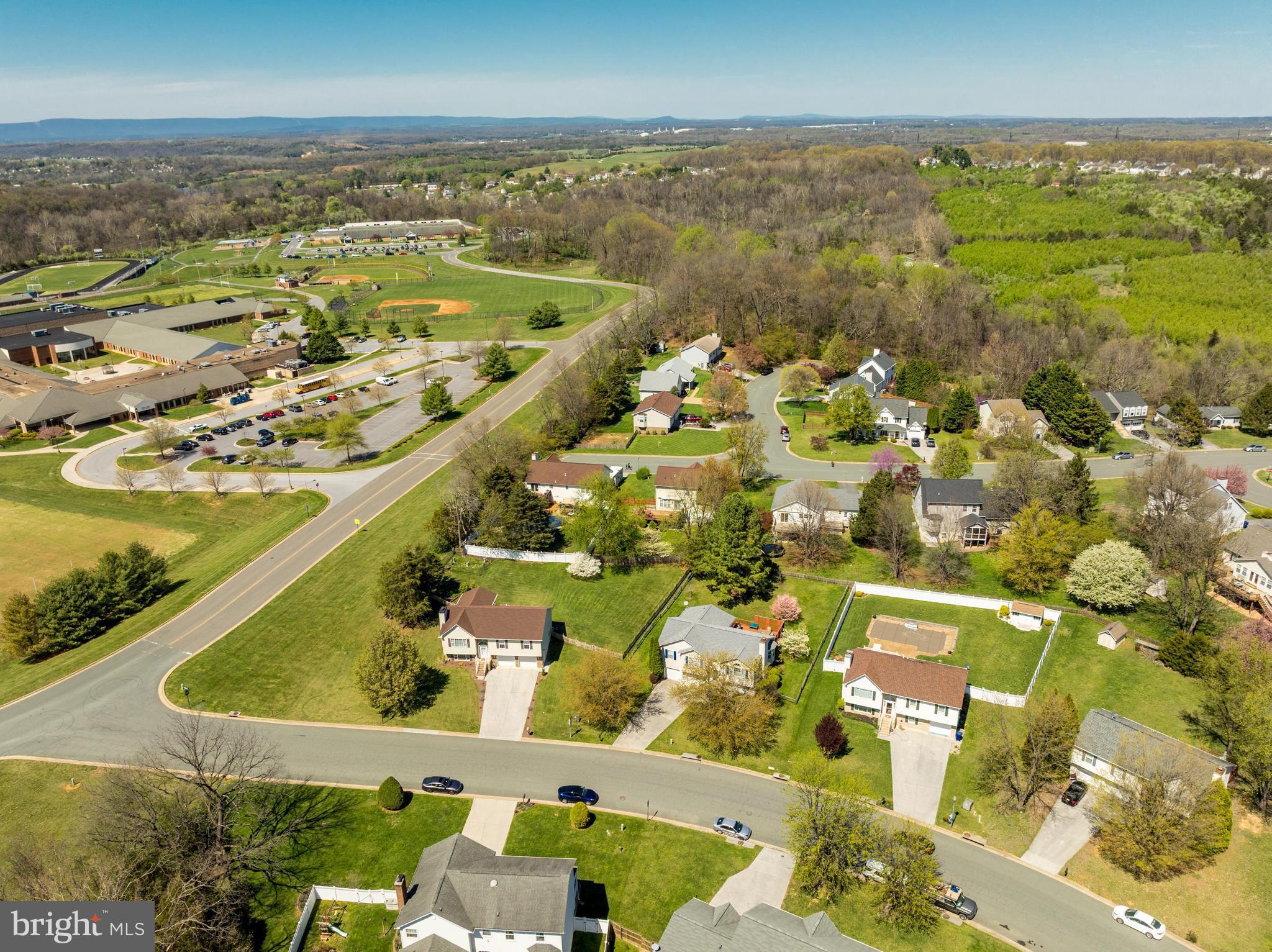 WILLIAMSBURG - Residential