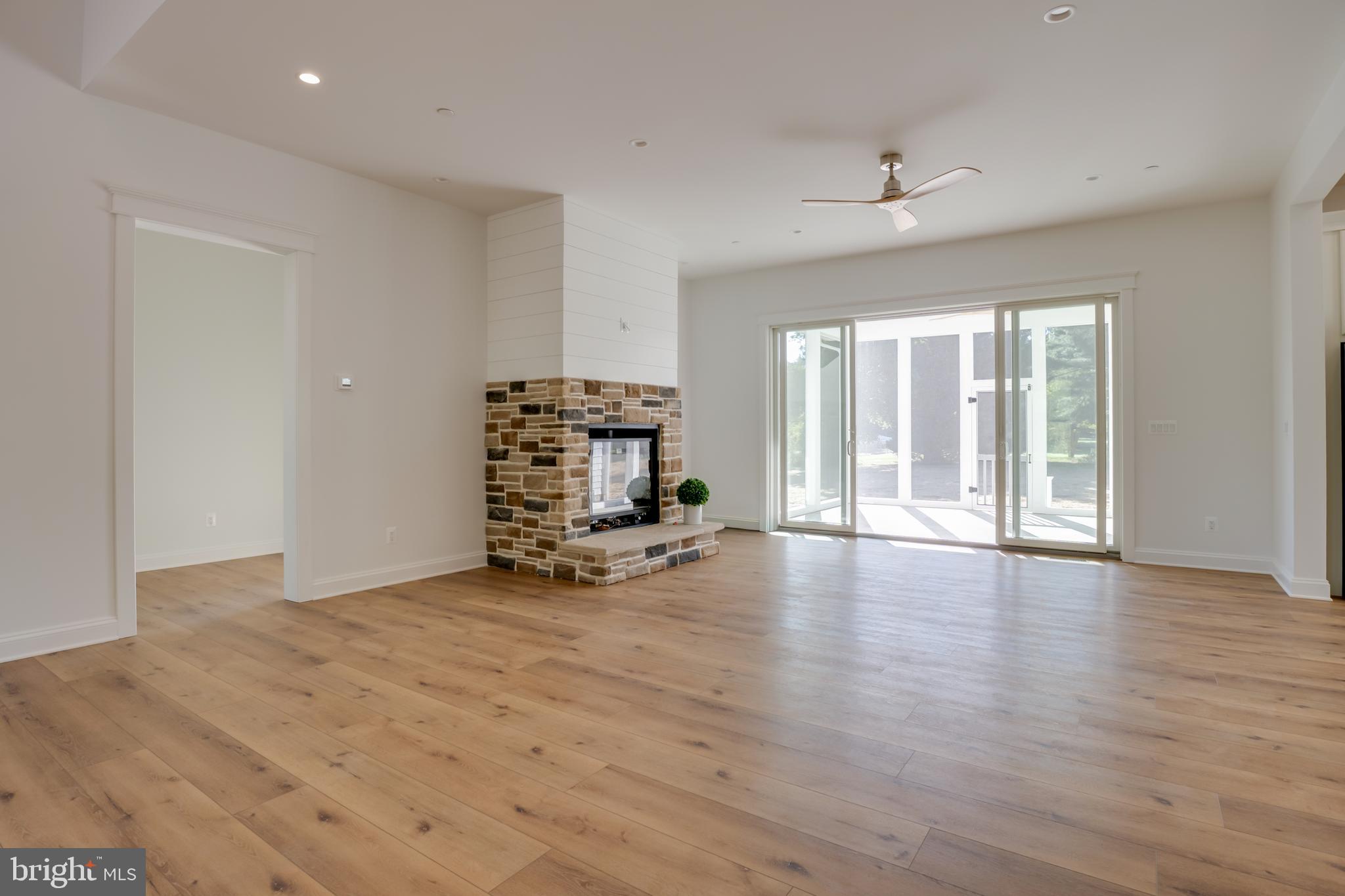 SARAH SKIPPER LANDS - Residential