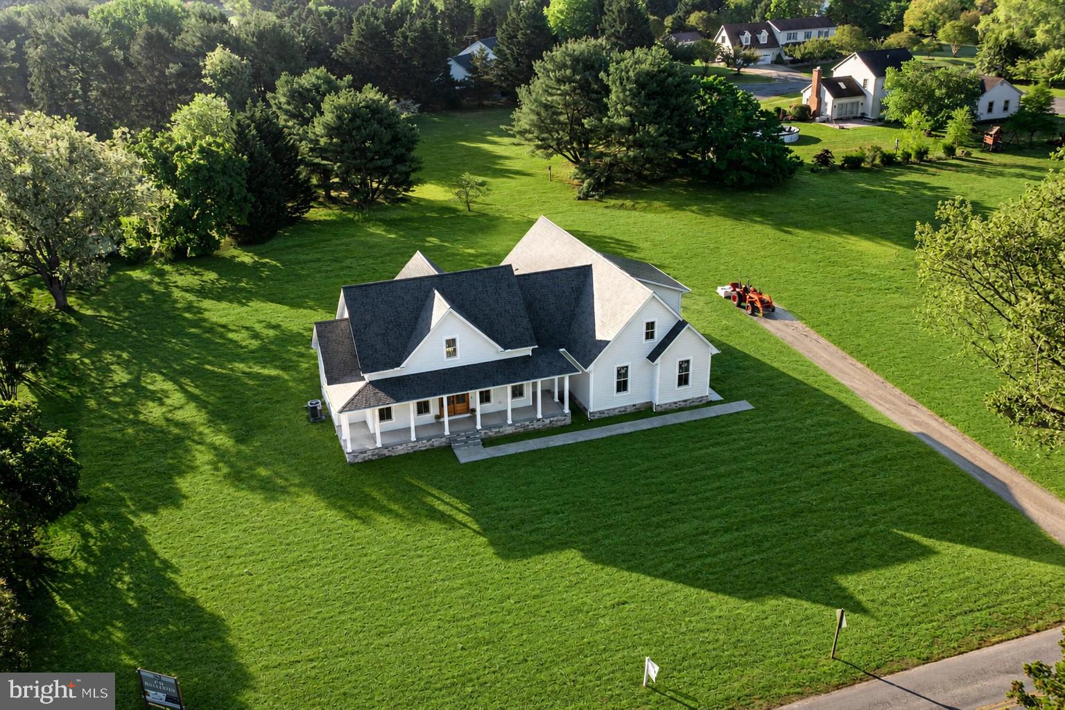 SARAH SKIPPER LANDS - Residential