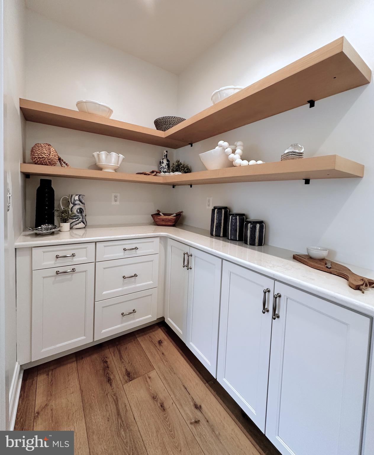 SARAH SKIPPER LANDS - Residential