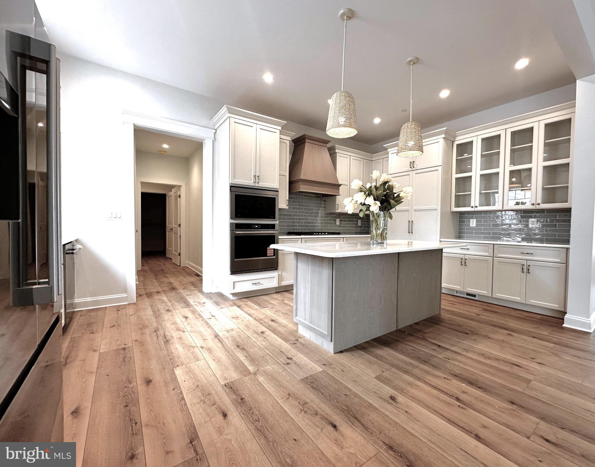 SARAH SKIPPER LANDS - Residential