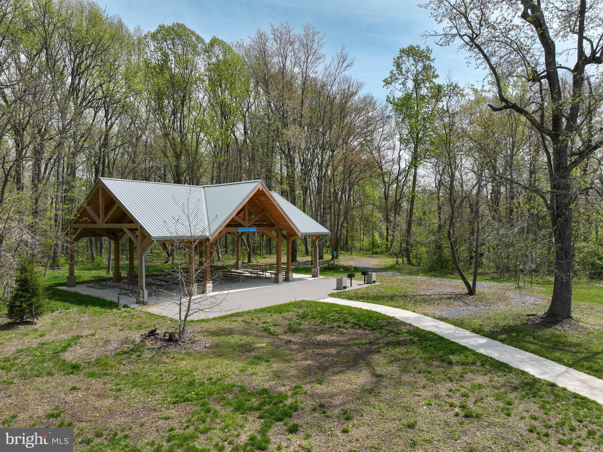 GALESVILLE - Residential