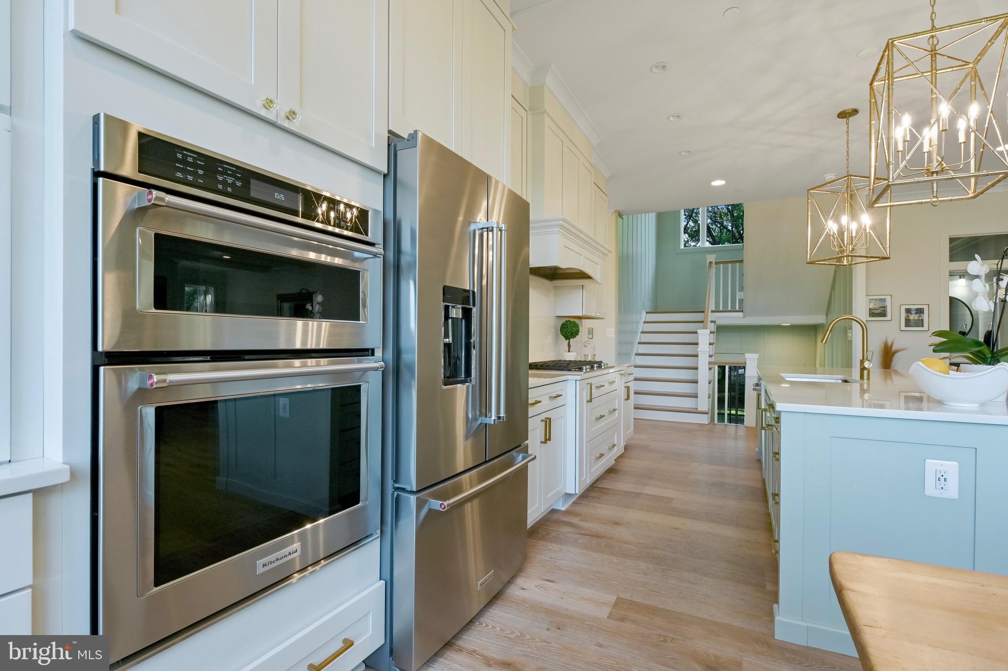 GALESVILLE - Residential