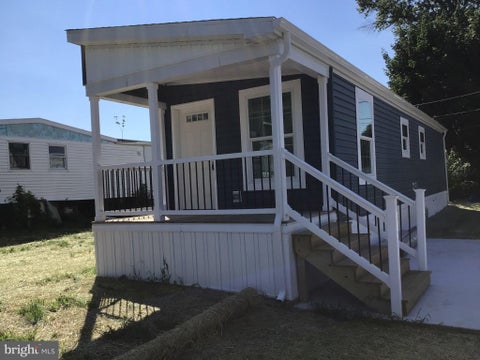 Mobile Home For Sale - 137A Truman Drive<br/> Bucks County, MORRISVILLE, PA 19067
