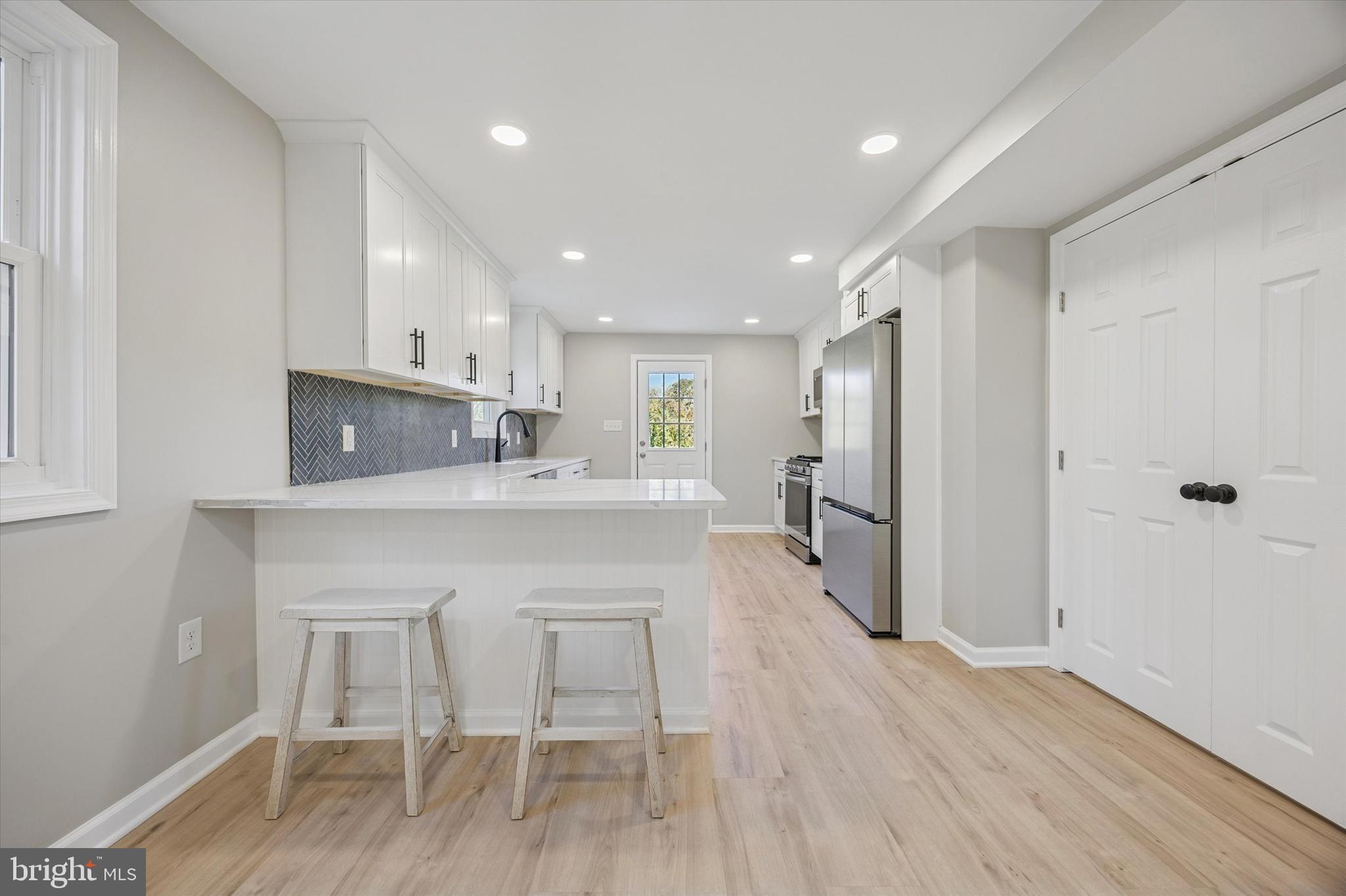 LAFAYETTE HILL - Residential