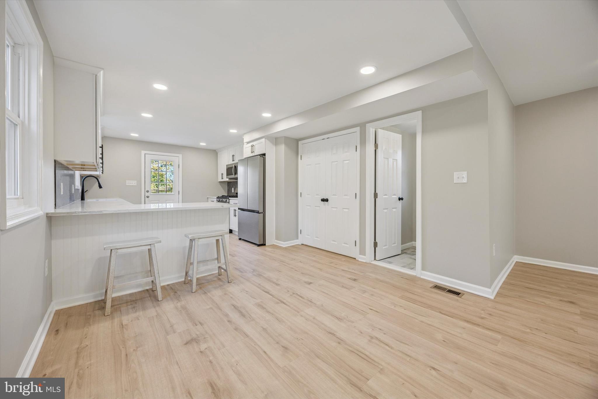 LAFAYETTE HILL - Residential