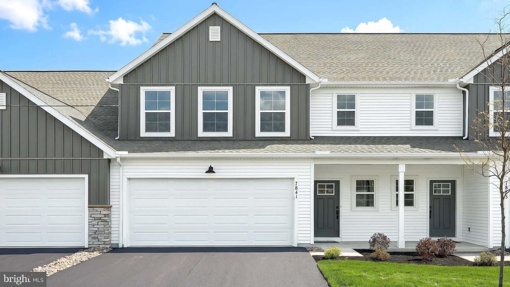 Photo of 7841 Oak Brook Drive, HARRISBURG, PA 17112 (MLS # PADA2065692)