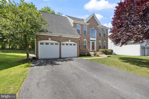 12533 Quarterhorse Drive, Bowie, MD MLS: MDPG2151706