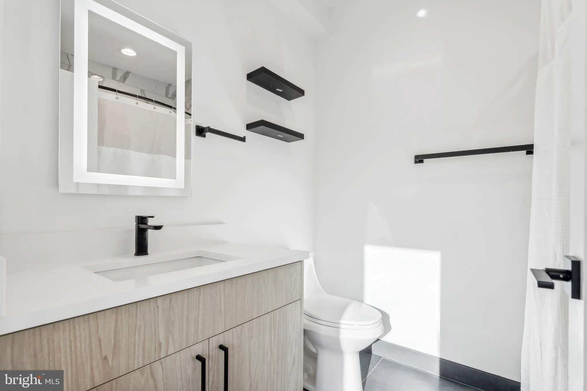 Philadelphia, Pennsylvania 19125, United States, 2 Bedrooms Bedrooms, ,2 BathroomsBathrooms,Residential,Active,36149