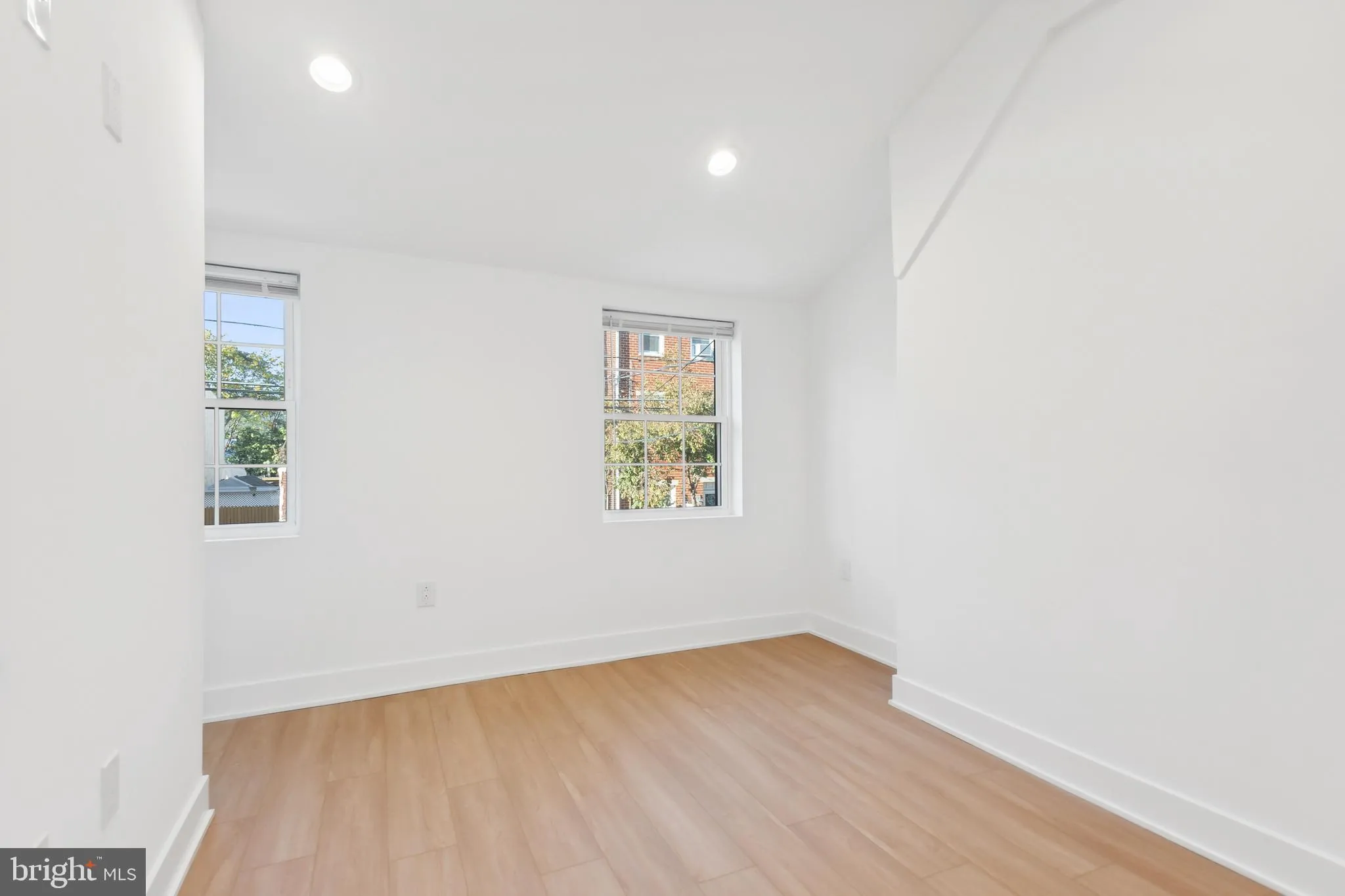 Philadelphia, Pennsylvania 19125, United States, 2 Bedrooms Bedrooms, ,2 BathroomsBathrooms,Residential,Active,36149