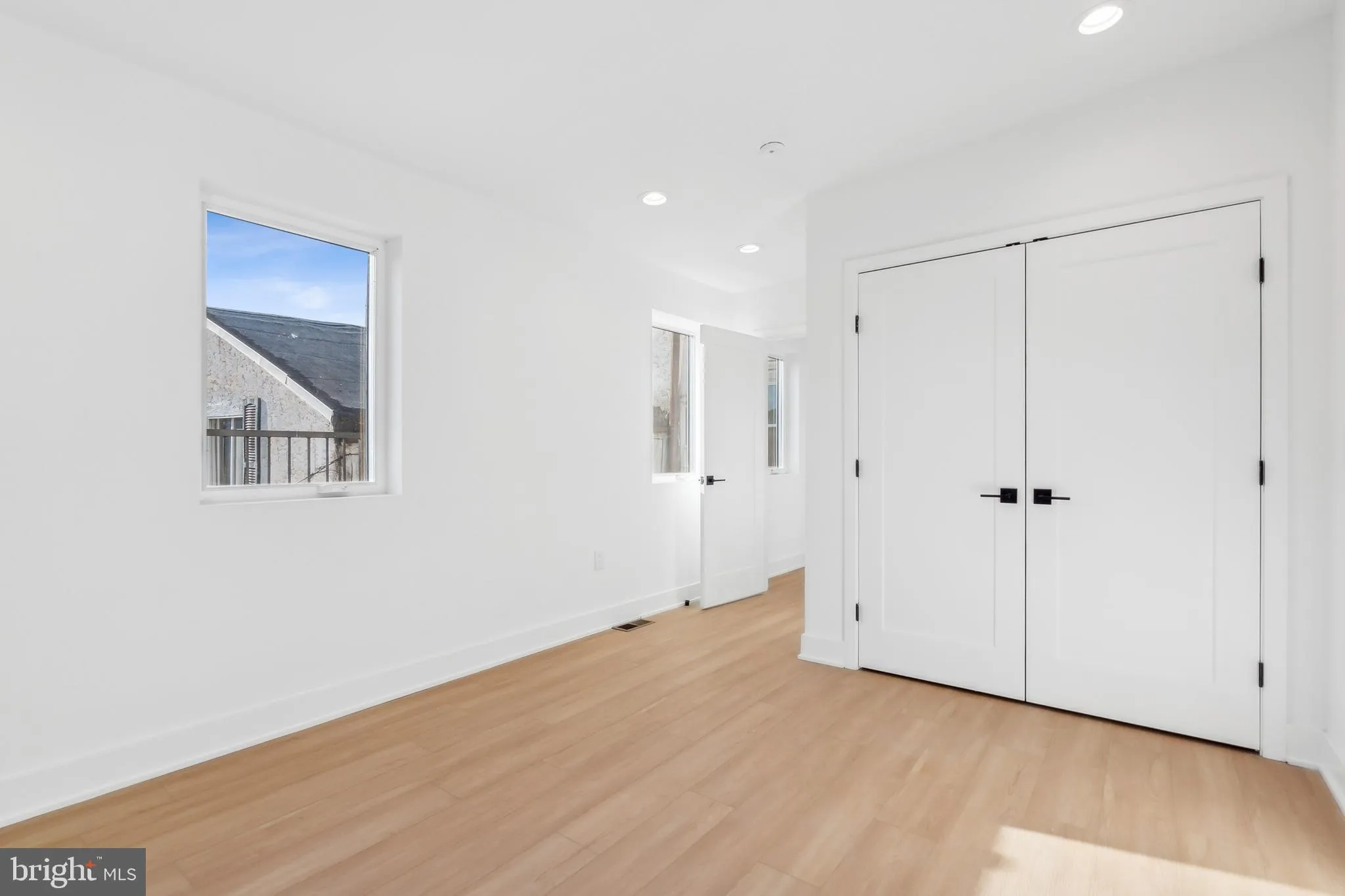 Philadelphia, Pennsylvania 19125, United States, 2 Bedrooms Bedrooms, ,2 BathroomsBathrooms,Residential,Active,36149