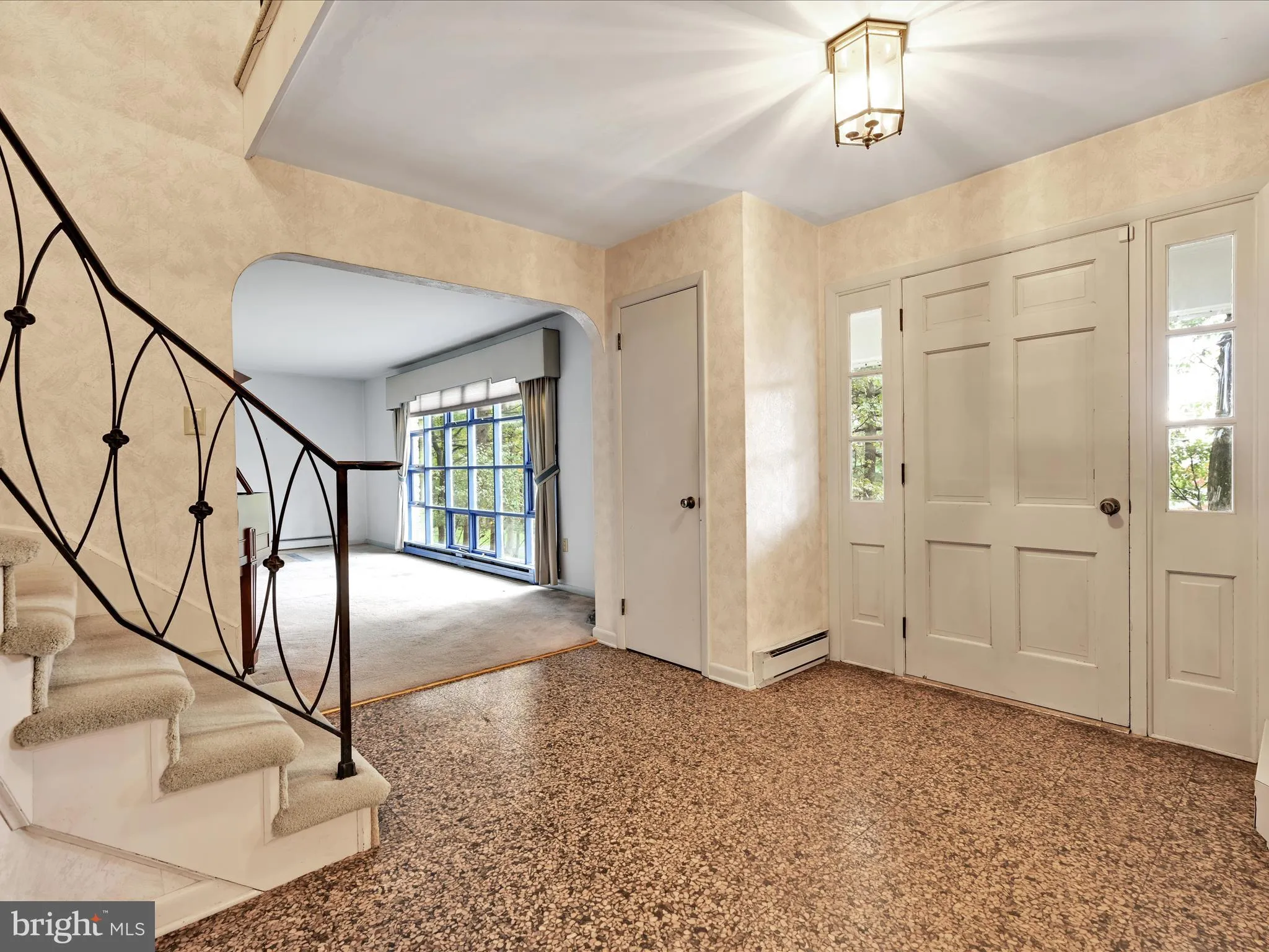 Orwigsburg, Pennsylvania 17961, United States, 4 Bedrooms Bedrooms, ,3 BathroomsBathrooms,Residential,Pending,228427