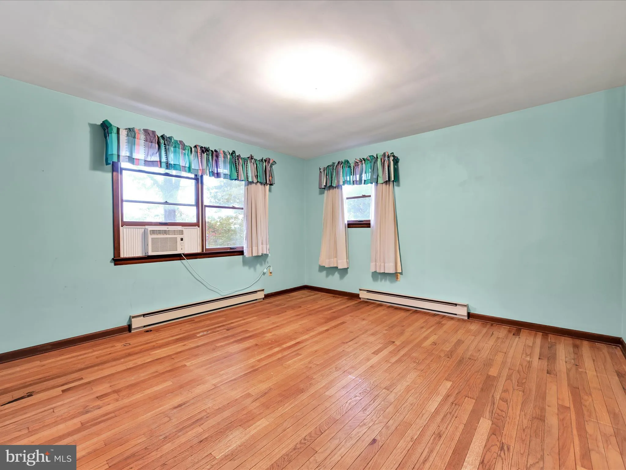 Orwigsburg, Pennsylvania 17961, United States, 4 Bedrooms Bedrooms, ,3 BathroomsBathrooms,Residential,Pending,228427