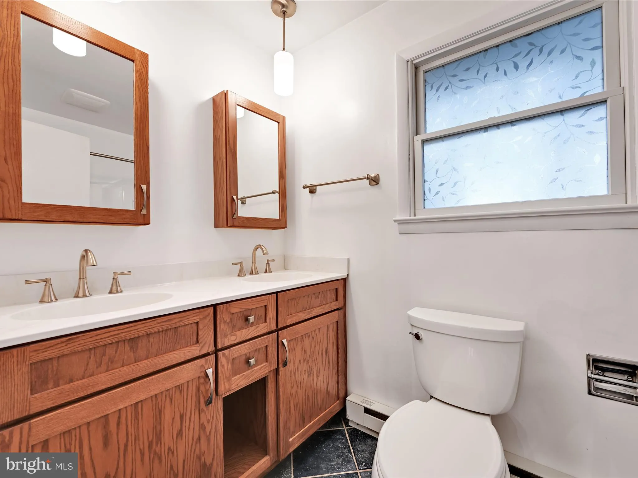 Orwigsburg, Pennsylvania 17961, United States, 4 Bedrooms Bedrooms, ,3 BathroomsBathrooms,Residential,Pending,228427