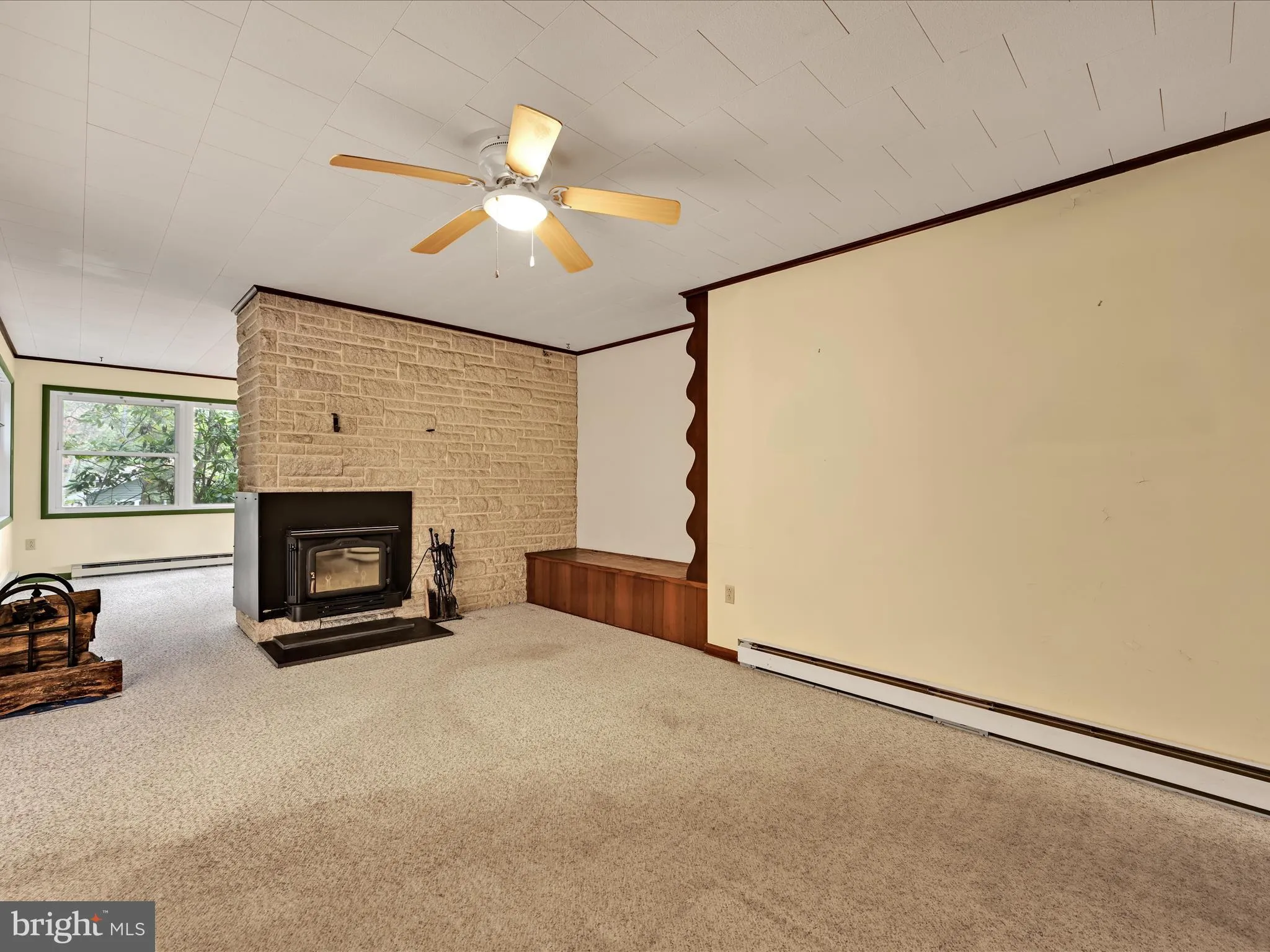 Orwigsburg, Pennsylvania 17961, United States, 4 Bedrooms Bedrooms, ,3 BathroomsBathrooms,Residential,Pending,228427