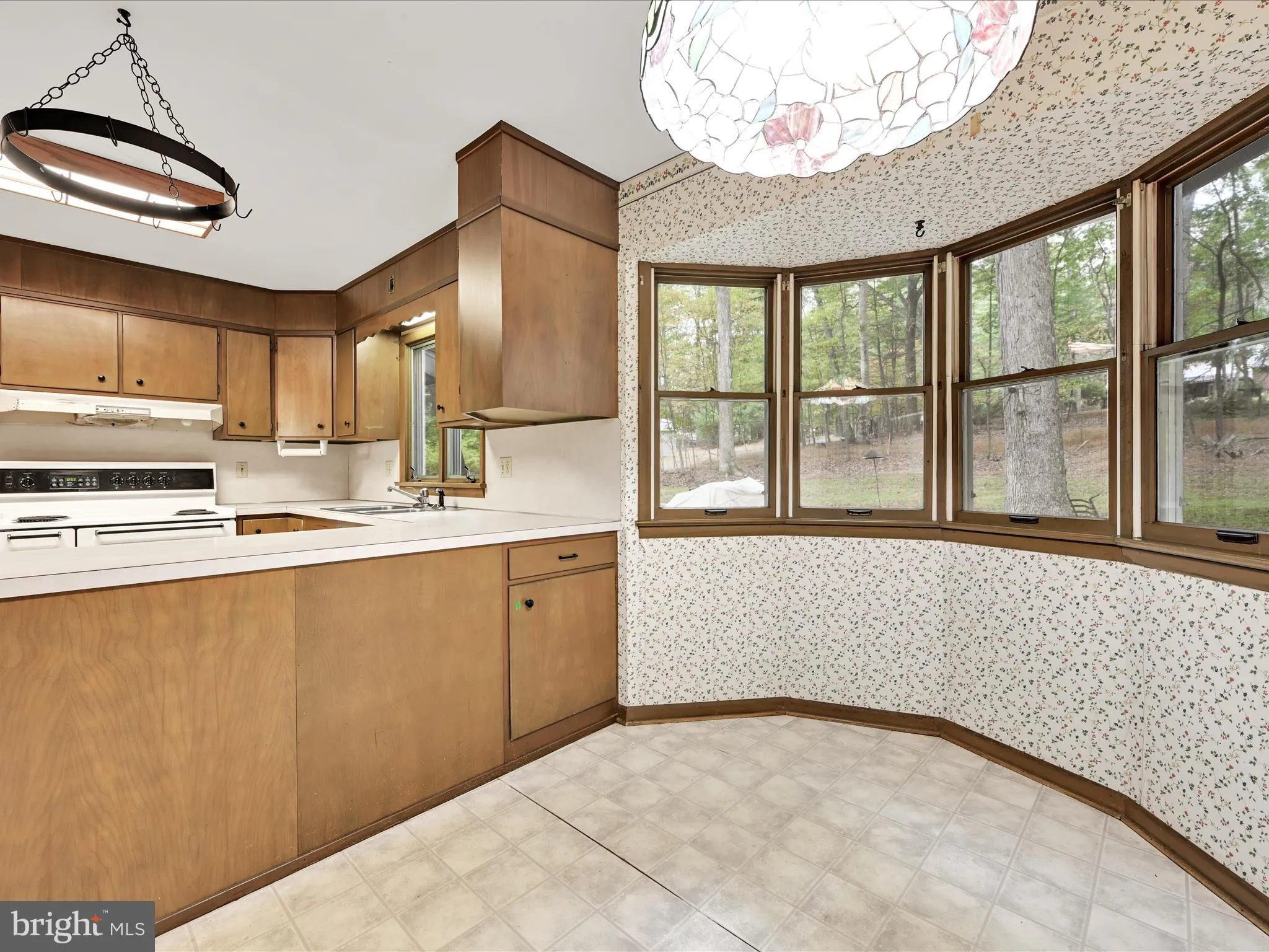 Orwigsburg, Pennsylvania 17961, United States, 4 Bedrooms Bedrooms, ,3 BathroomsBathrooms,Residential,Pending,228427