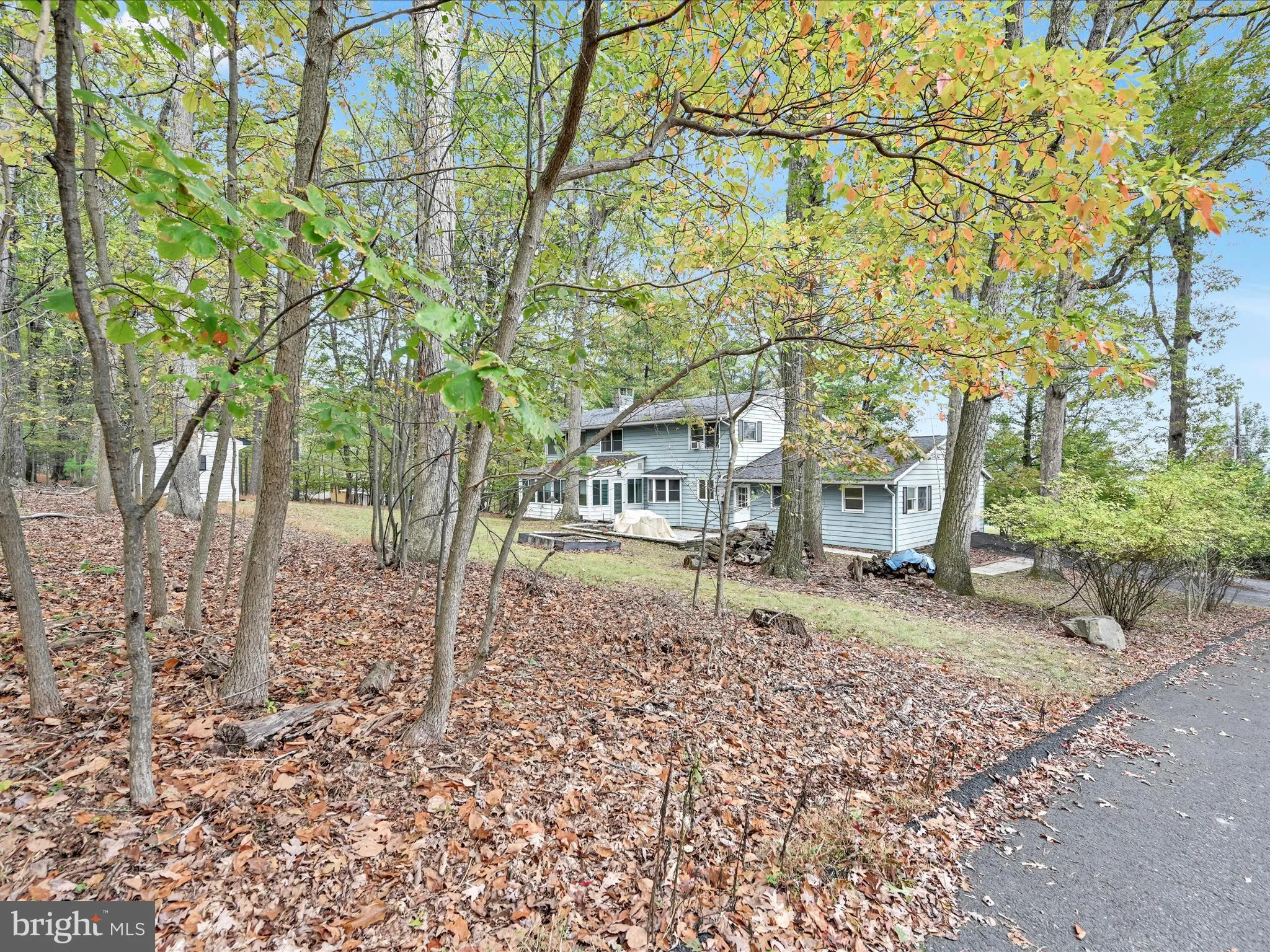 Orwigsburg, Pennsylvania 17961, United States, 4 Bedrooms Bedrooms, ,3 BathroomsBathrooms,Residential,Pending,228427