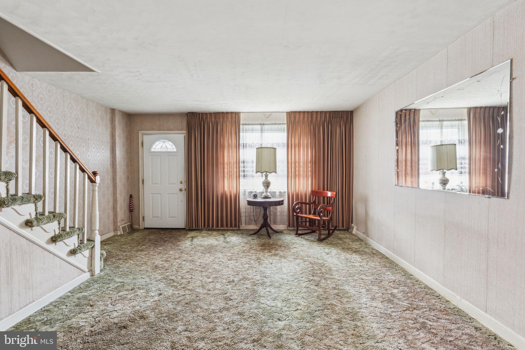 MAYFAIR (EAST) - Residential