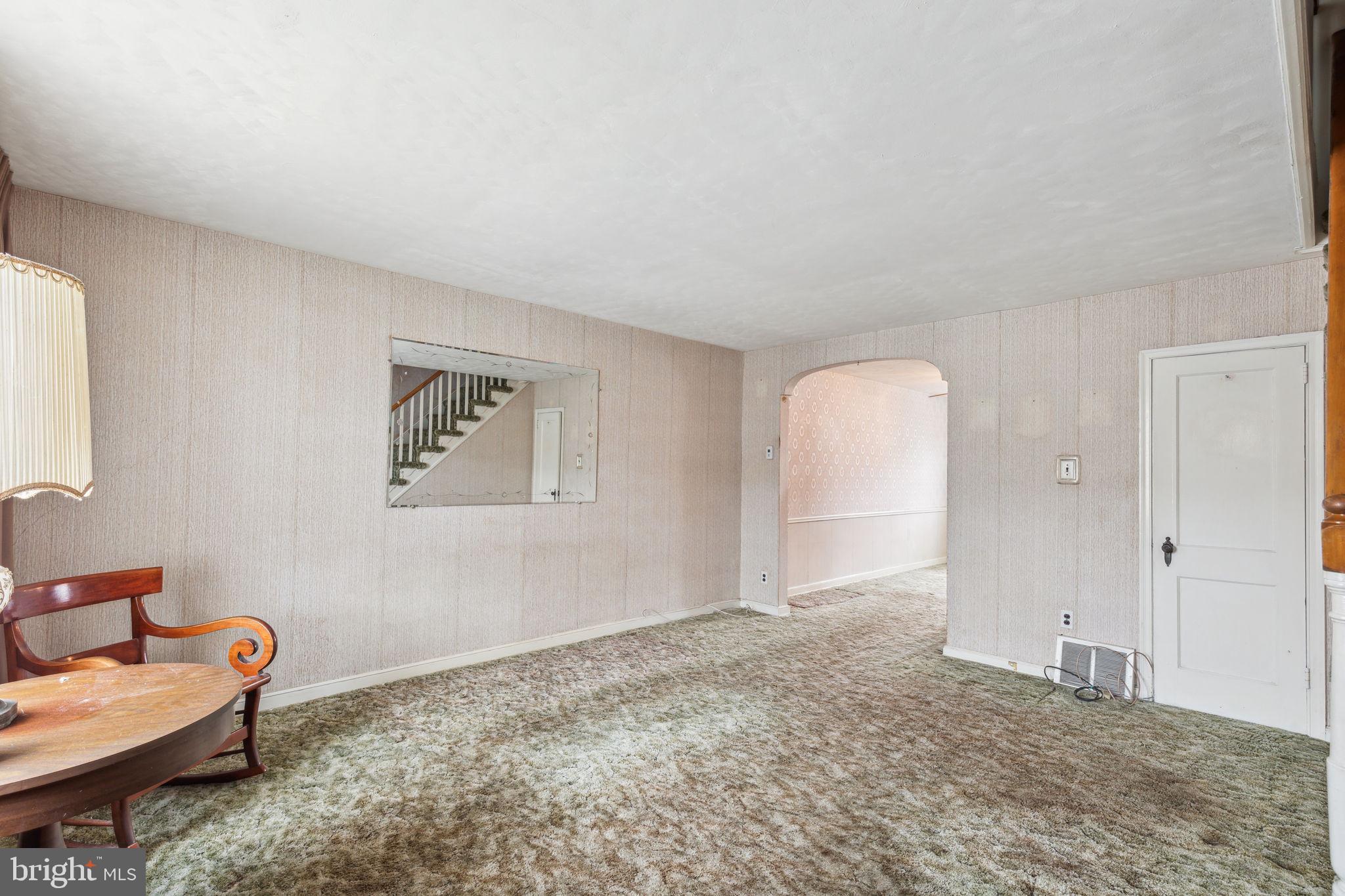 MAYFAIR (EAST) - Residential