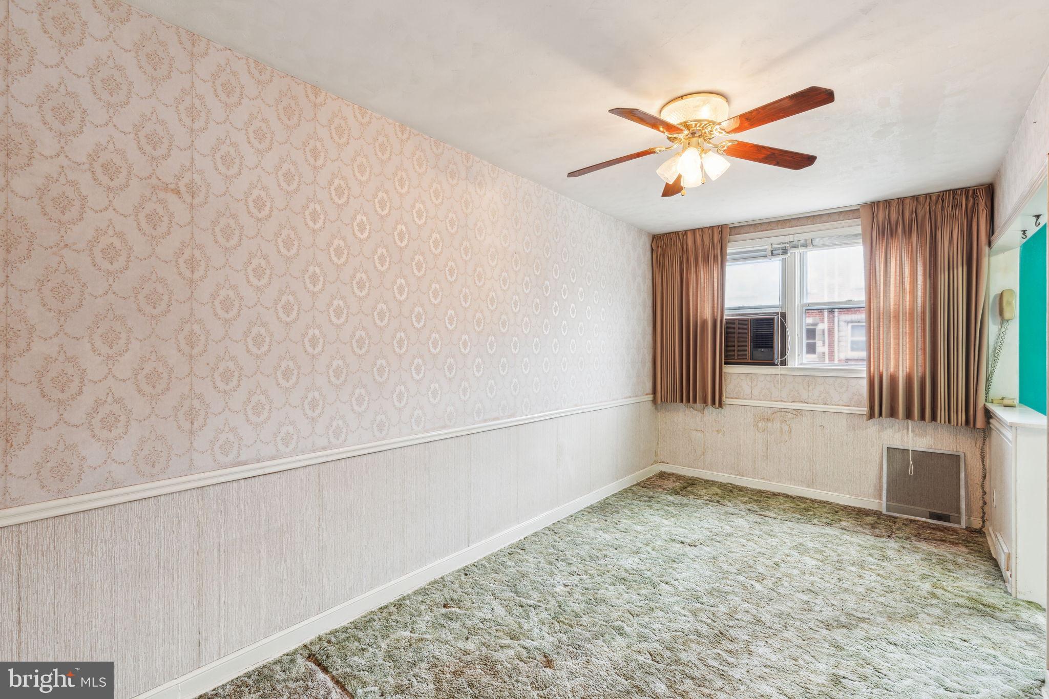 MAYFAIR (EAST) - Residential