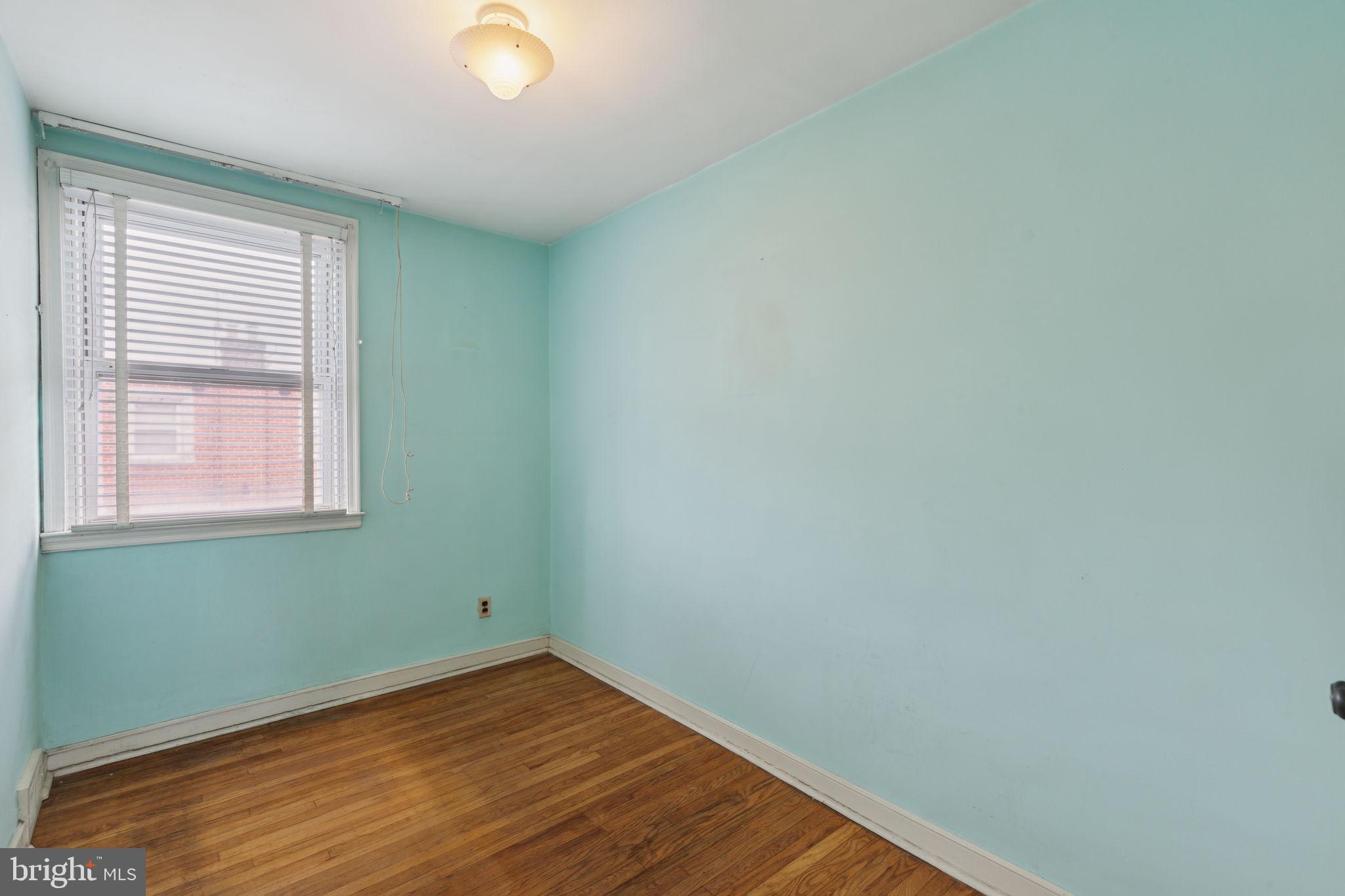 MAYFAIR (EAST) - Residential