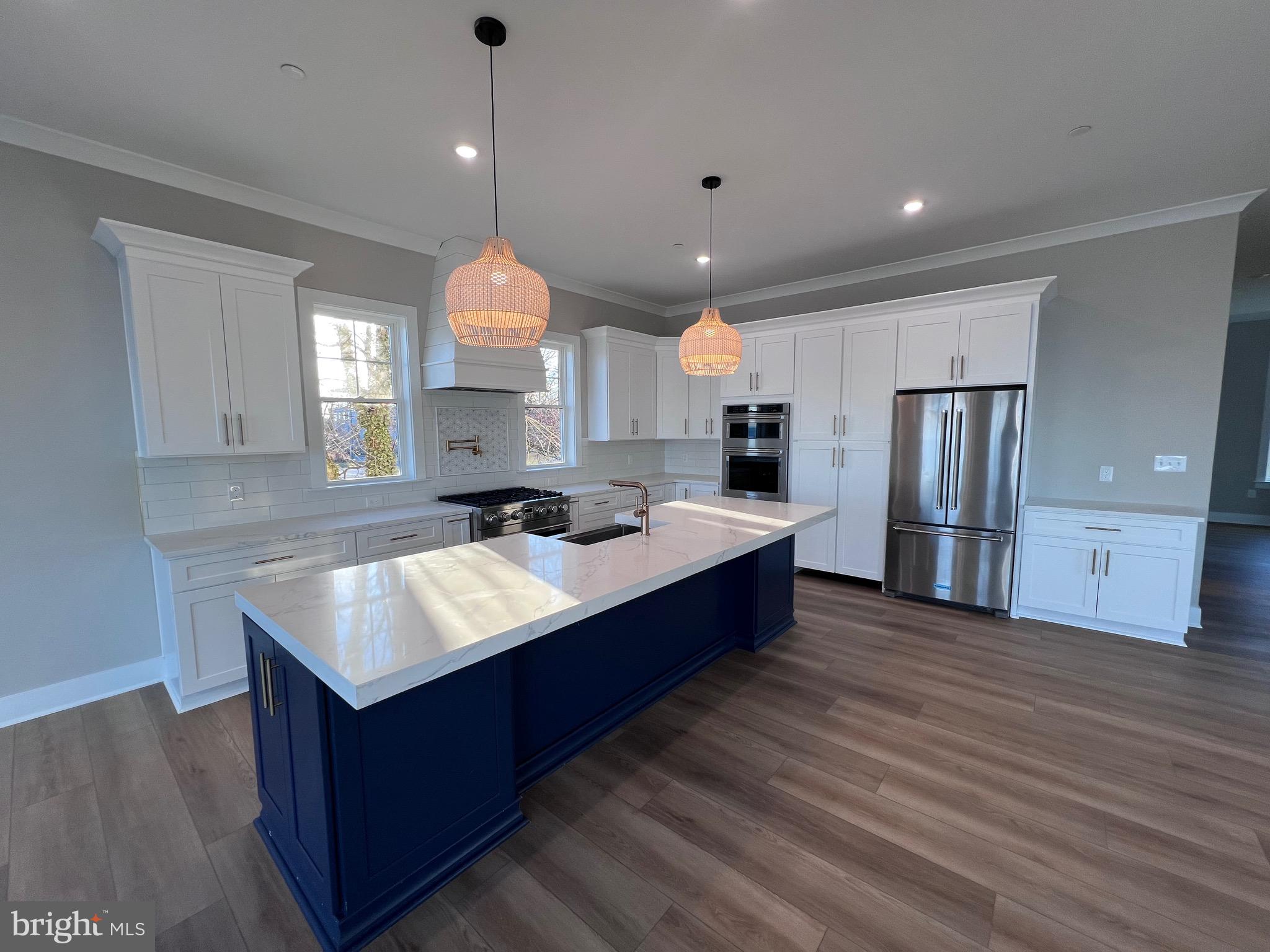 8823 CHESAPEAKE AVENUE