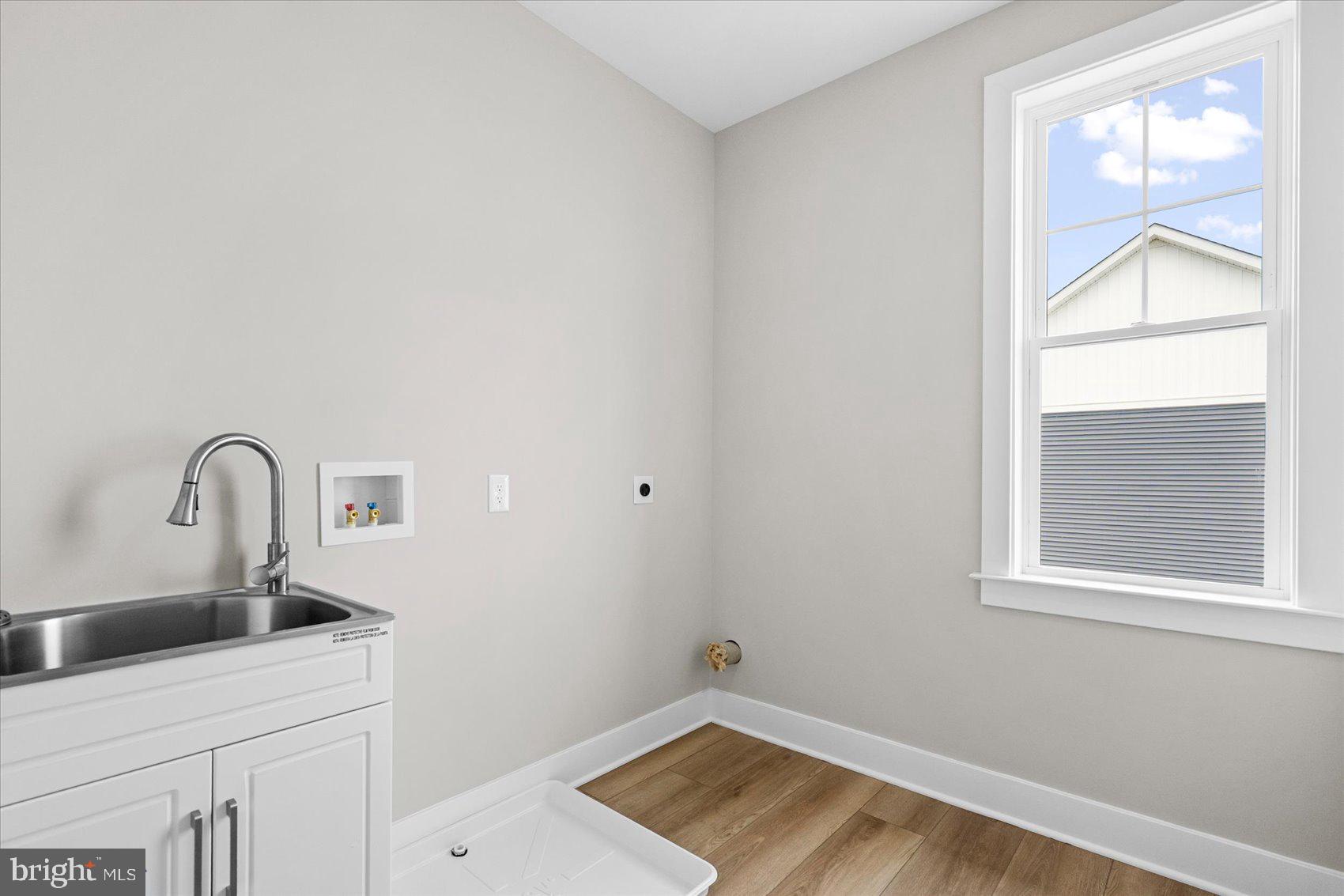 MILLERS ISLAND - Residential