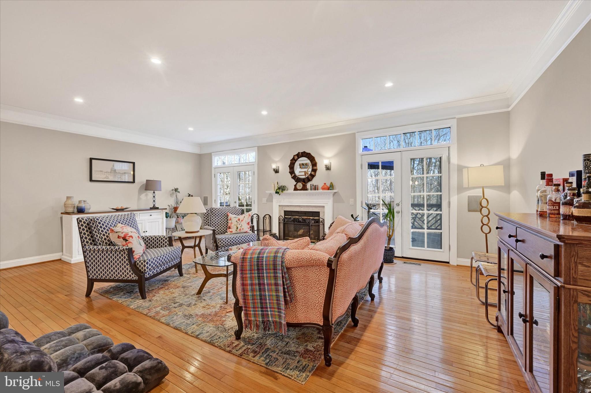 AUTUMN CREST - Residential